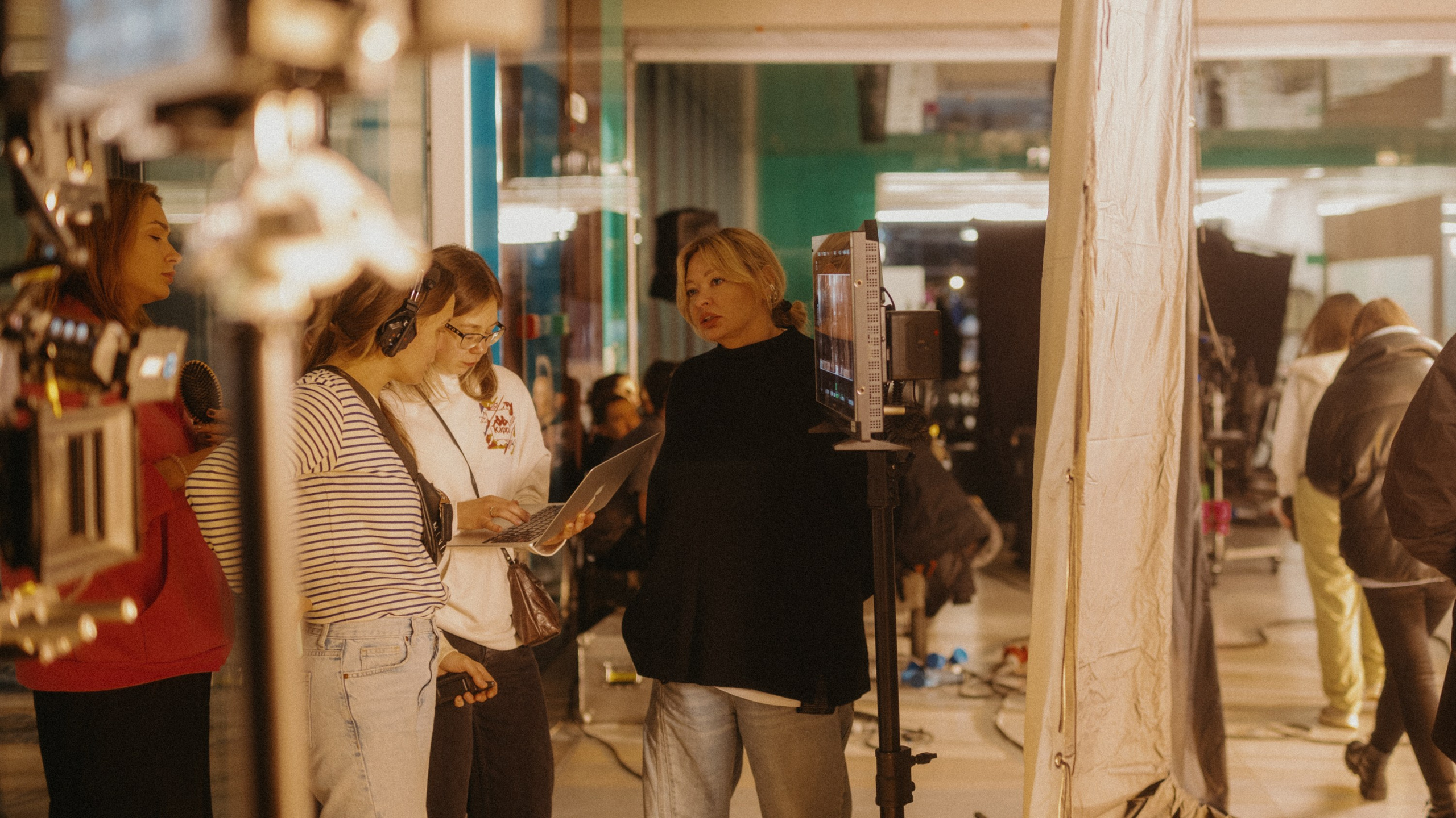 BACKSTAGE МегаФон «На связи с близкими». Бэкстейдж и репортажный фотограф в Москве Артем Онацко