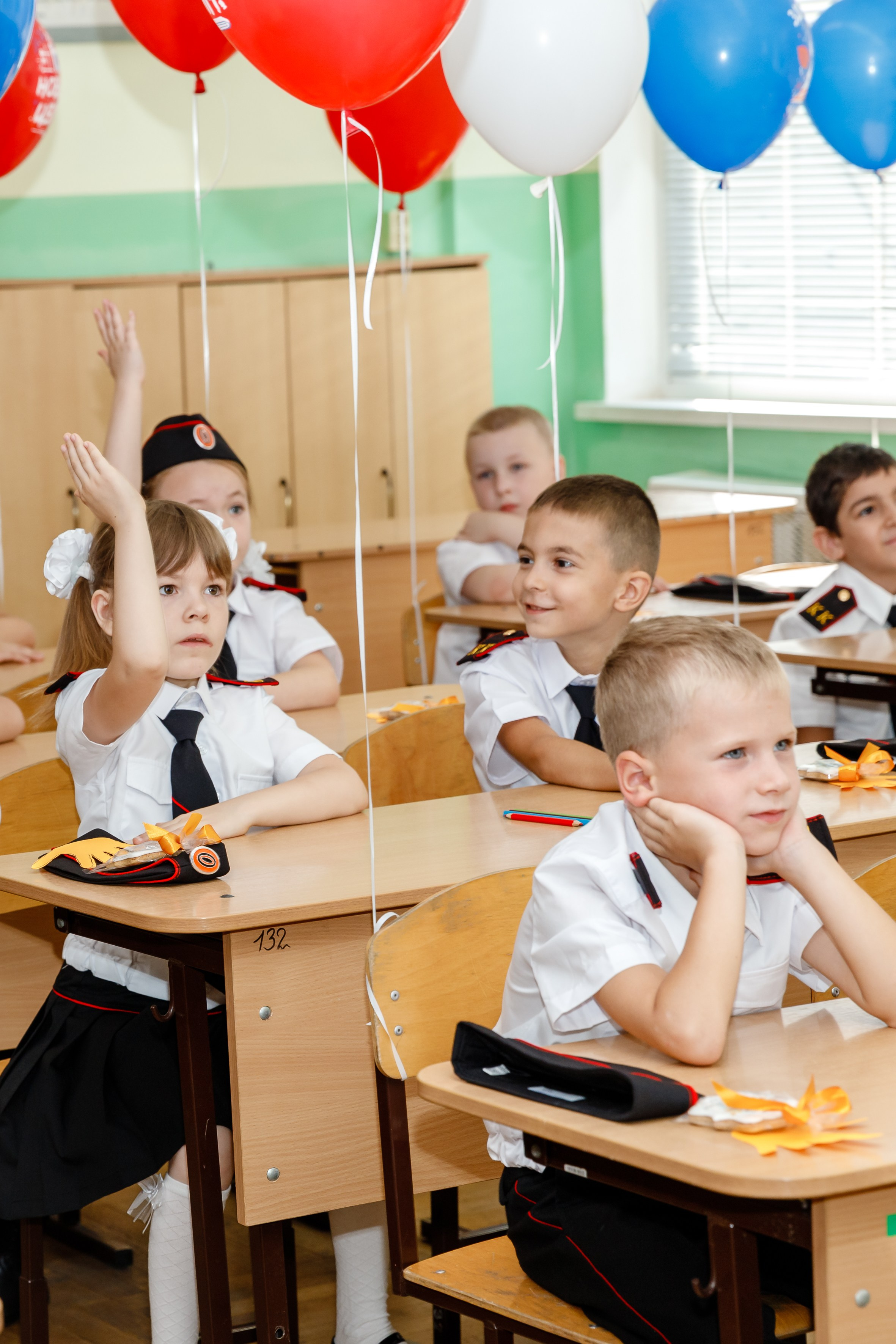 ПЕРВЫЙ ЗВОНОК. Марина Ушакова. Фотограф. Выпускные альбомы. г. Краснодар