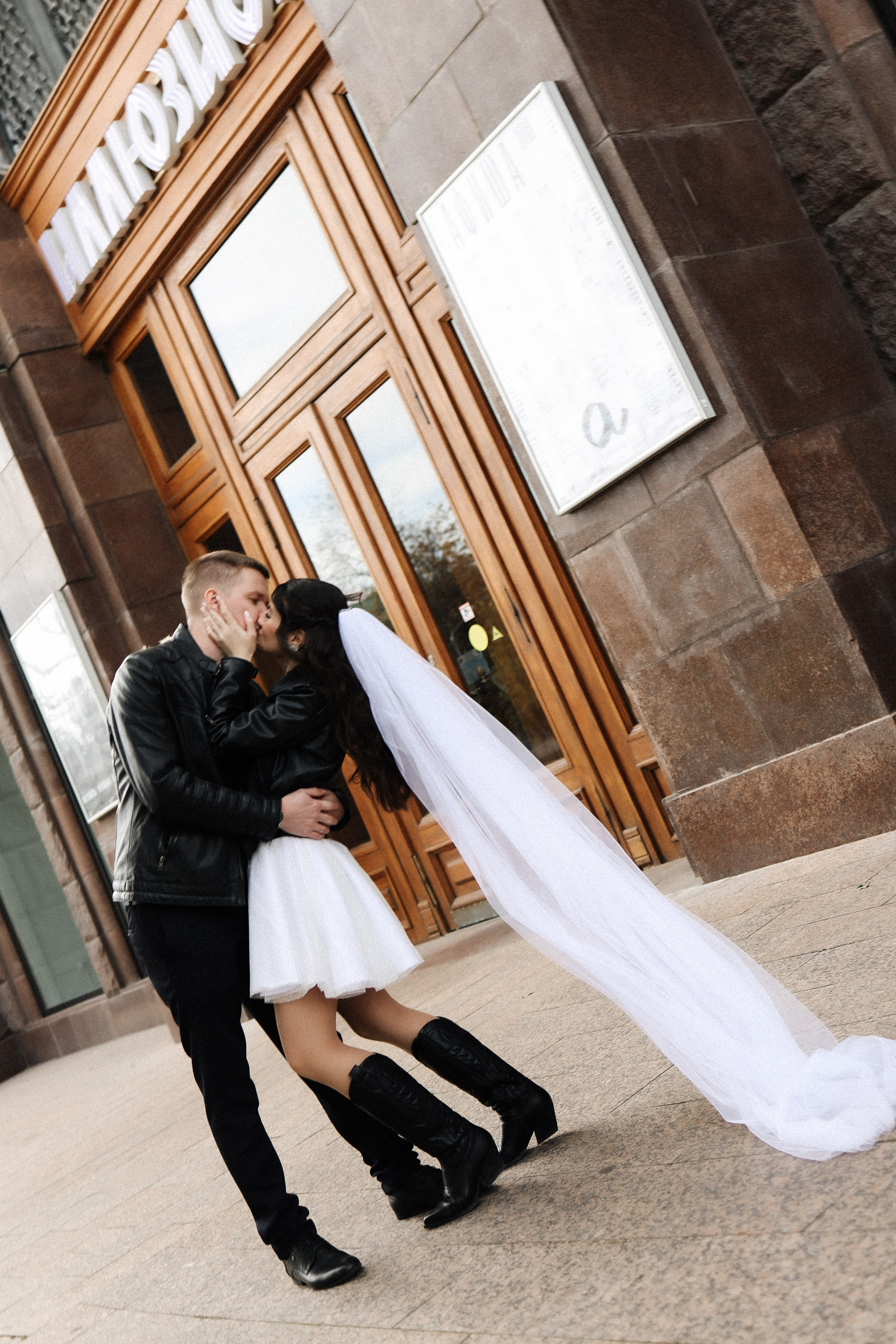 А. + Д. Таганский ЗАГС + Movenpick Taganskaya. Семейный и lovestory фотограф в Москве Светлана Коняхина