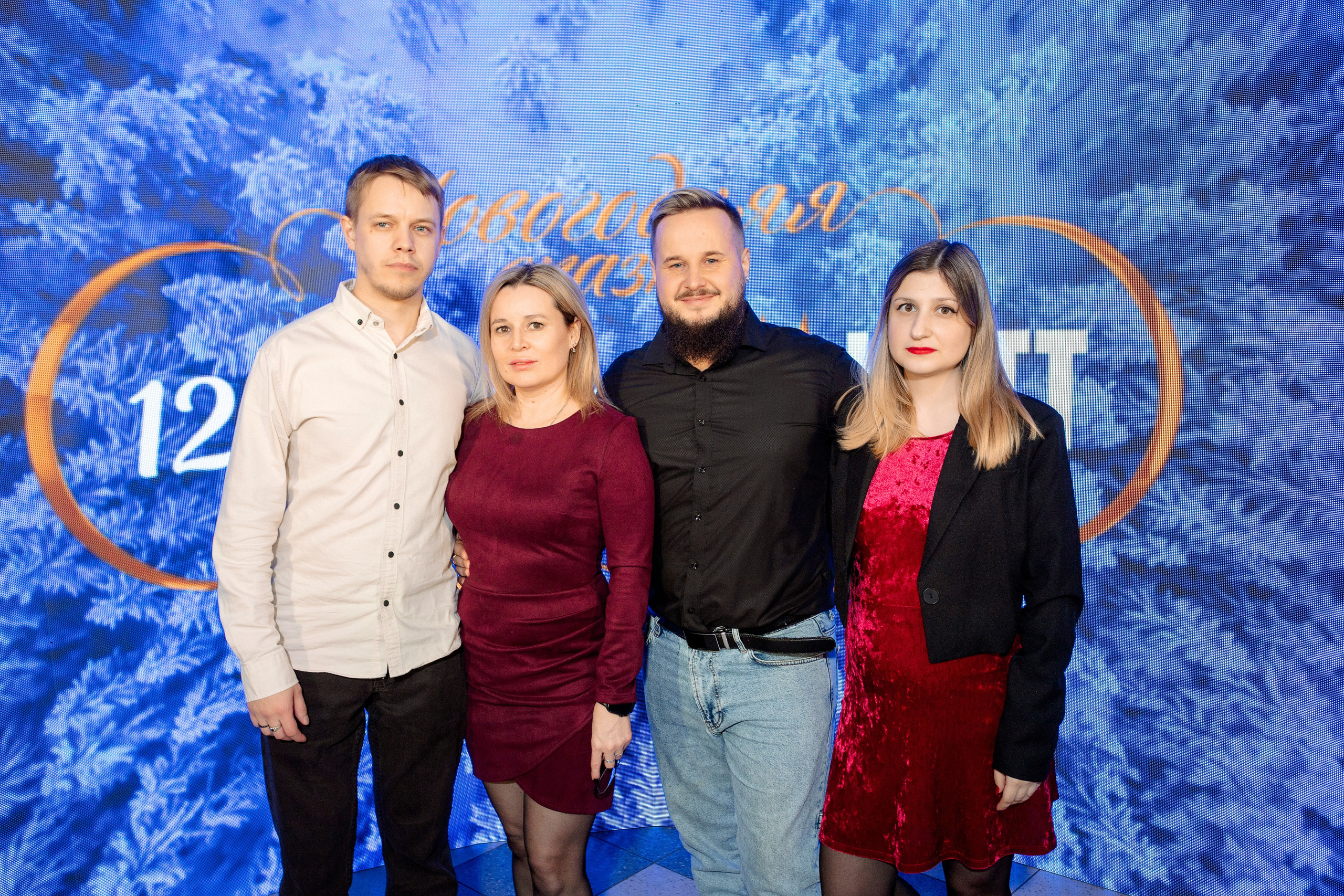 РЕПОРТАЖ: НОВЫЙ ГОД В ДК МЕТАЛЛУРГ. Профессиональный фотограф в Ижевске Леша Петров