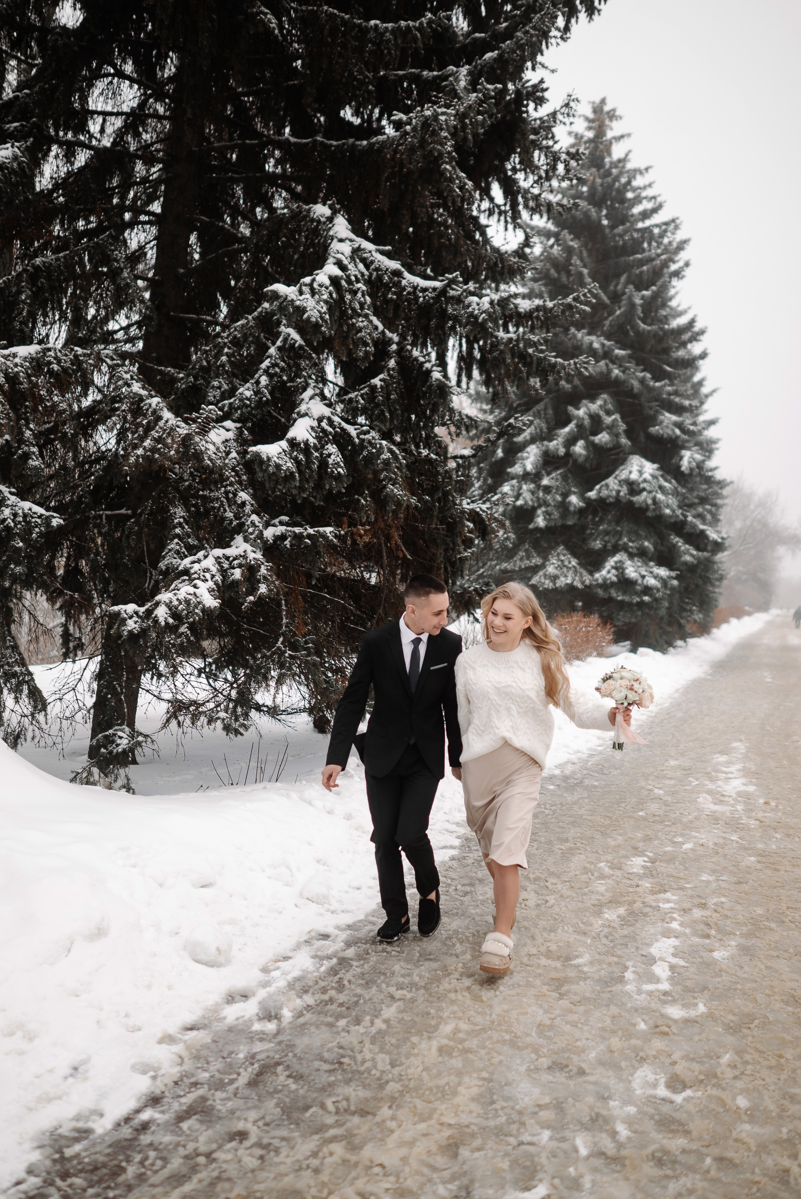 Александра и Алексей, роспись и прогулка зимой. Свадебный и портретный фотограф в Липецке Юлия Свит