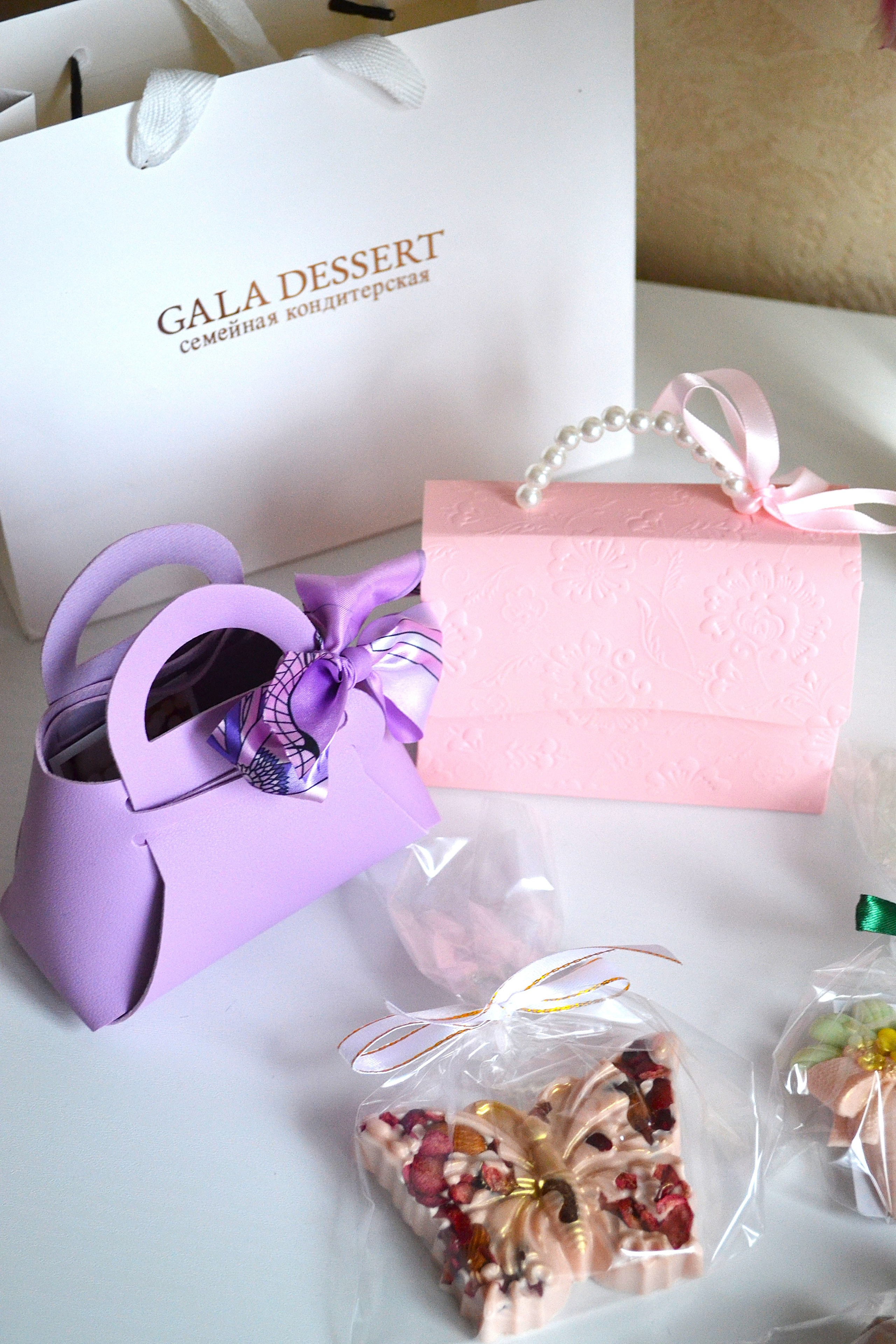 8 марта. Кондитерская. Торты и десерты на заказ в Москве и области, город Химки