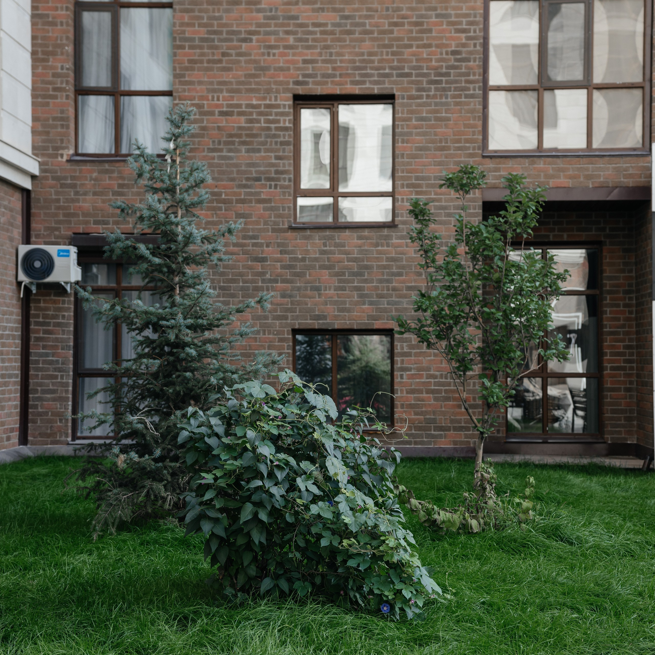 Проект 1. ЖК Buharest, Manhettan. Дата: Август 2023. Профессиональный фотограф в городе Астана/Алматы Даурен Сембаев