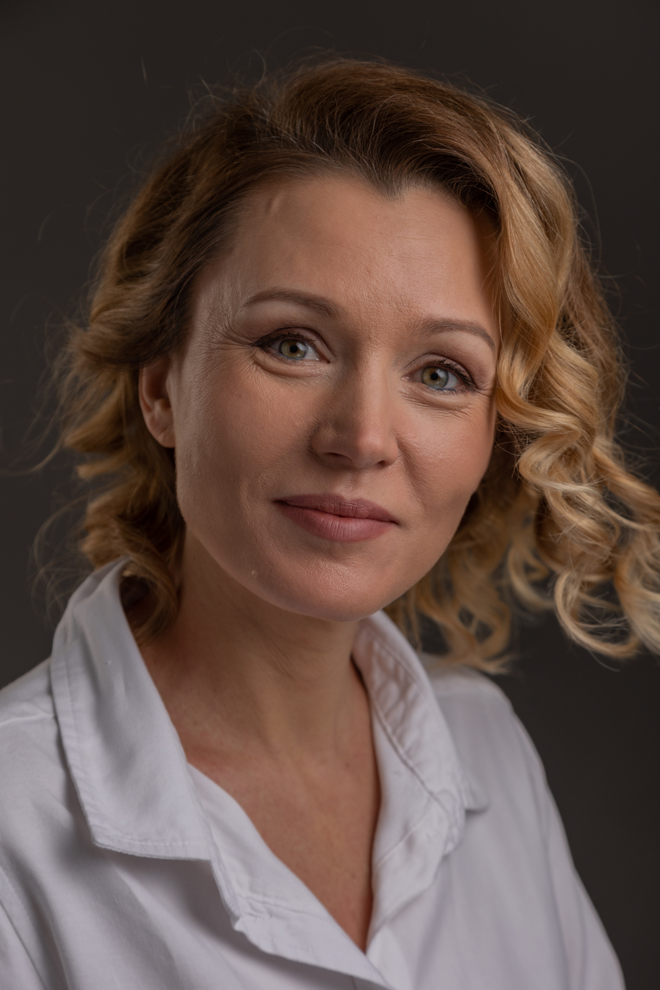 Актриса театра и кино Юлия Благая. Портретный фотограф в Москве Екатерина Богдасарова
