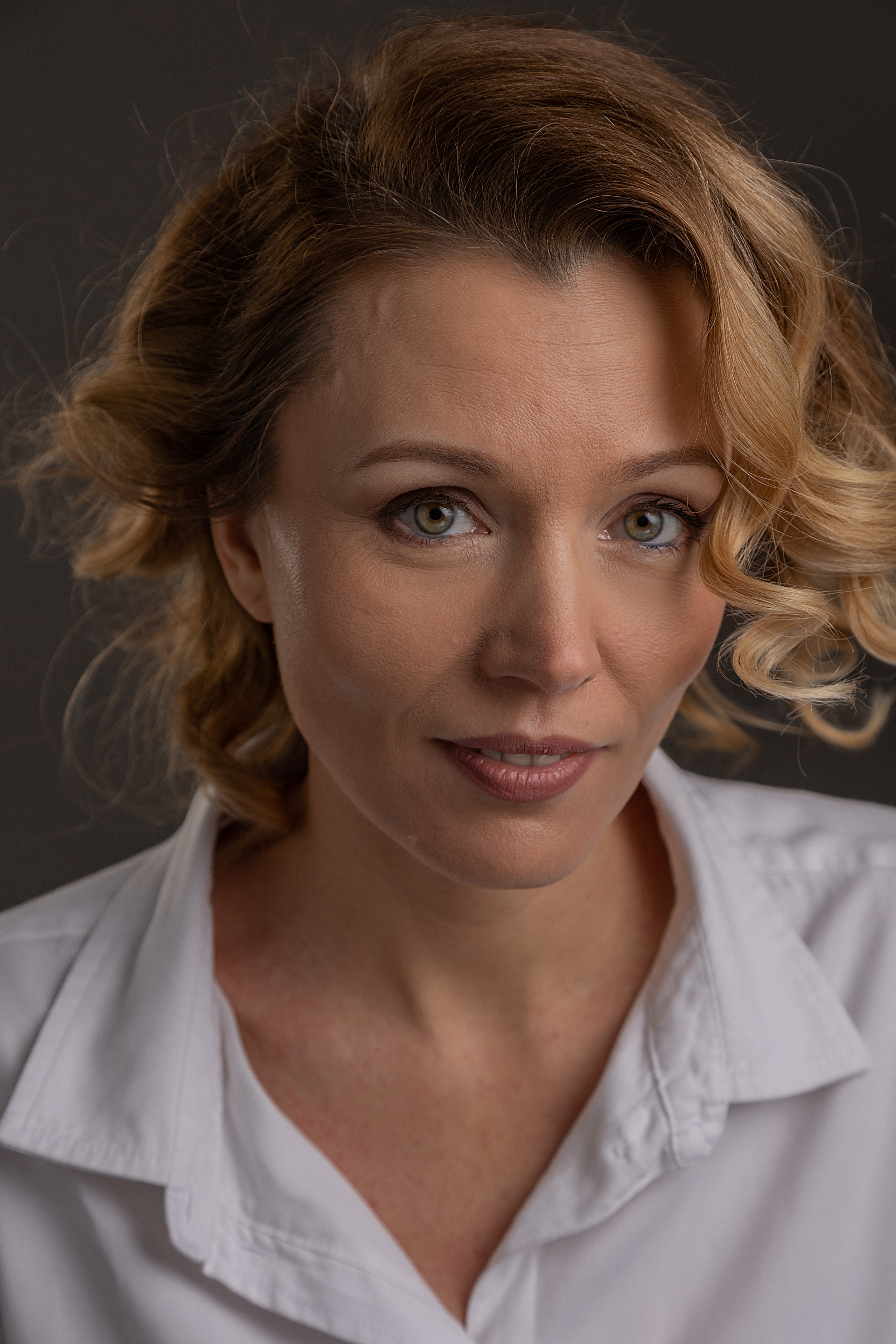Актриса театра и кино Юлия Благая. Портретный фотограф в Москве Екатерина Богдасарова
