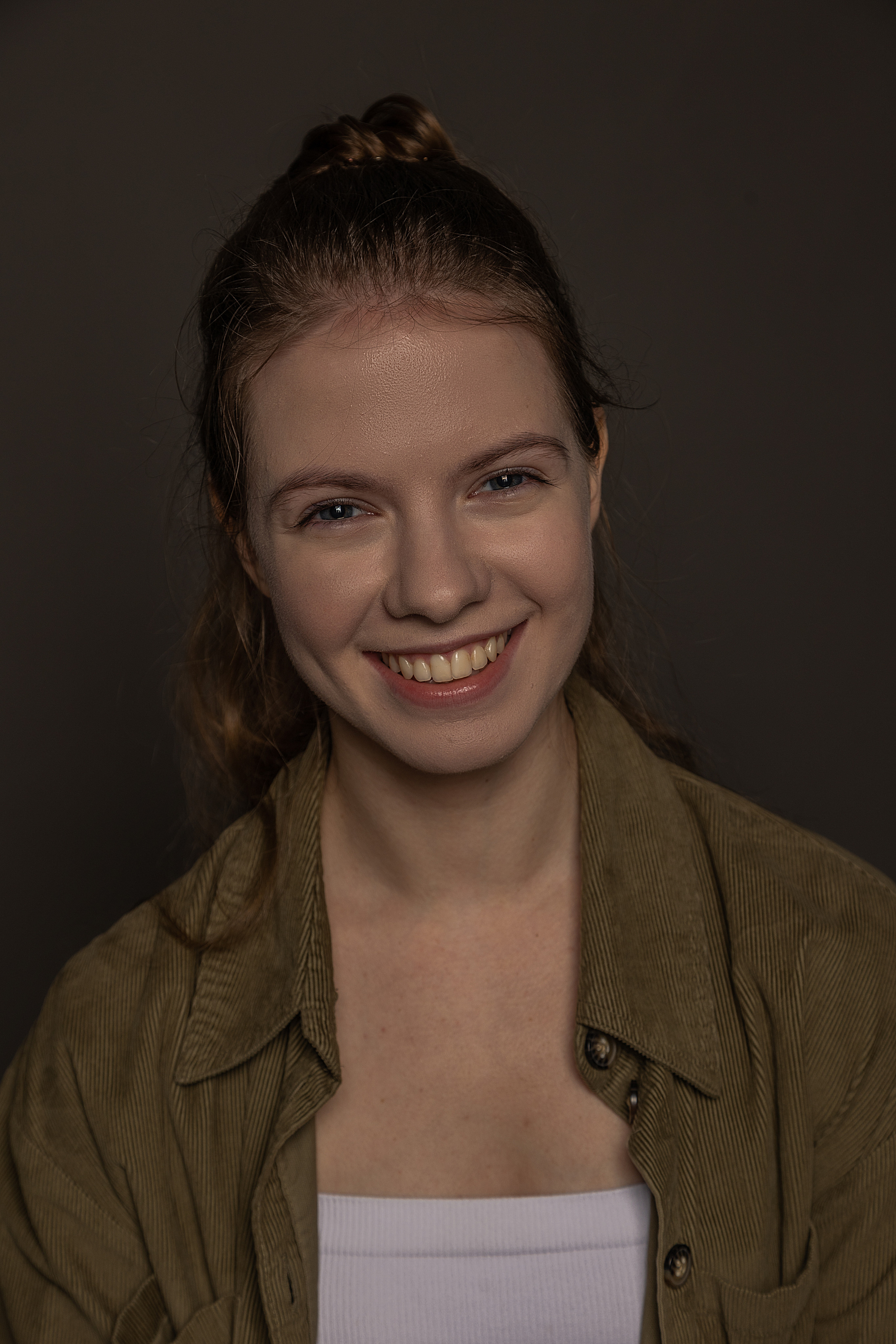 Актриса театра и кино Настя Белова. Портретный фотограф в Москве Екатерина Богдасарова