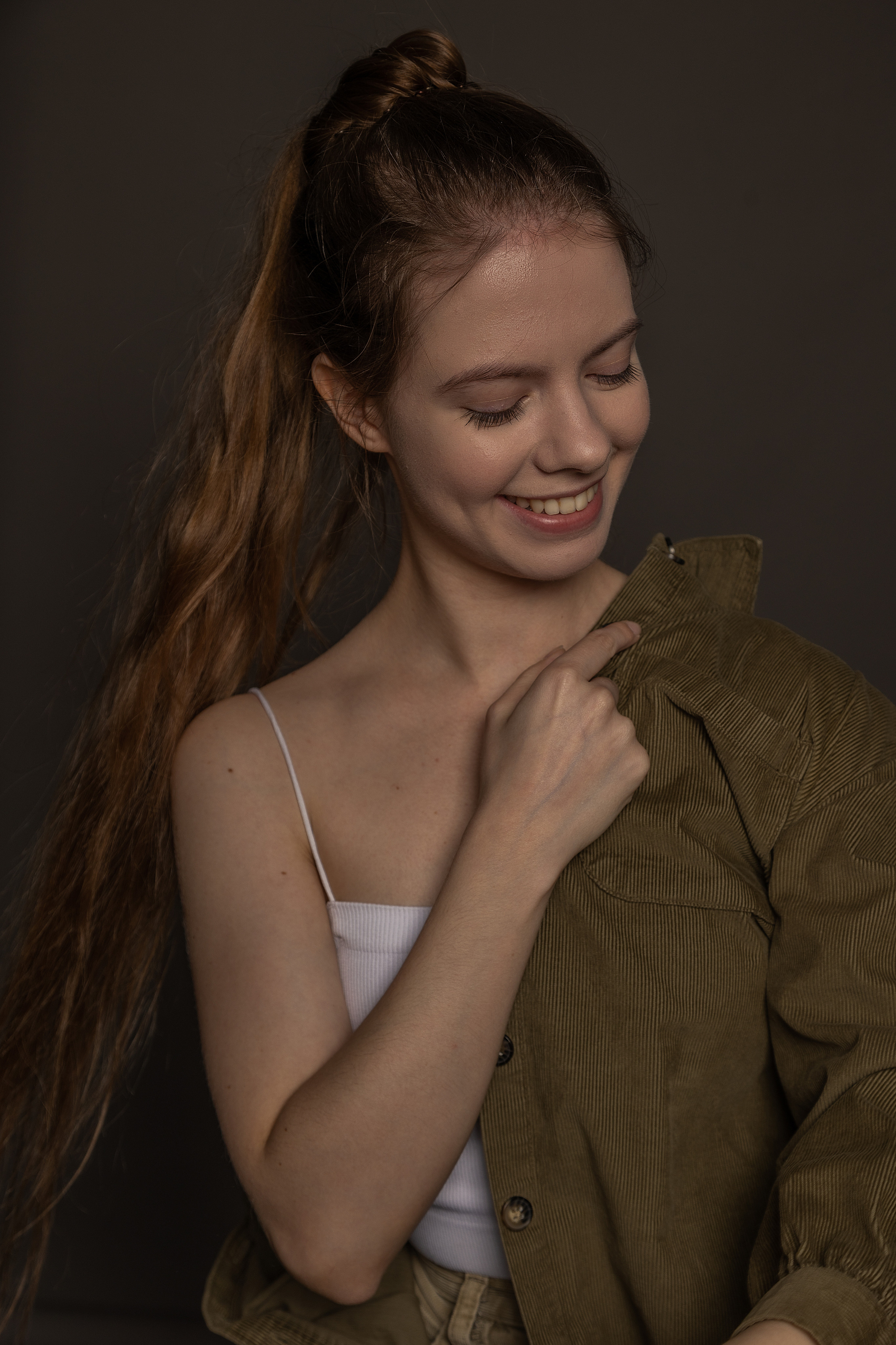 Актриса театра и кино Настя Белова. Портретный фотограф в Москве Екатерина Богдасарова