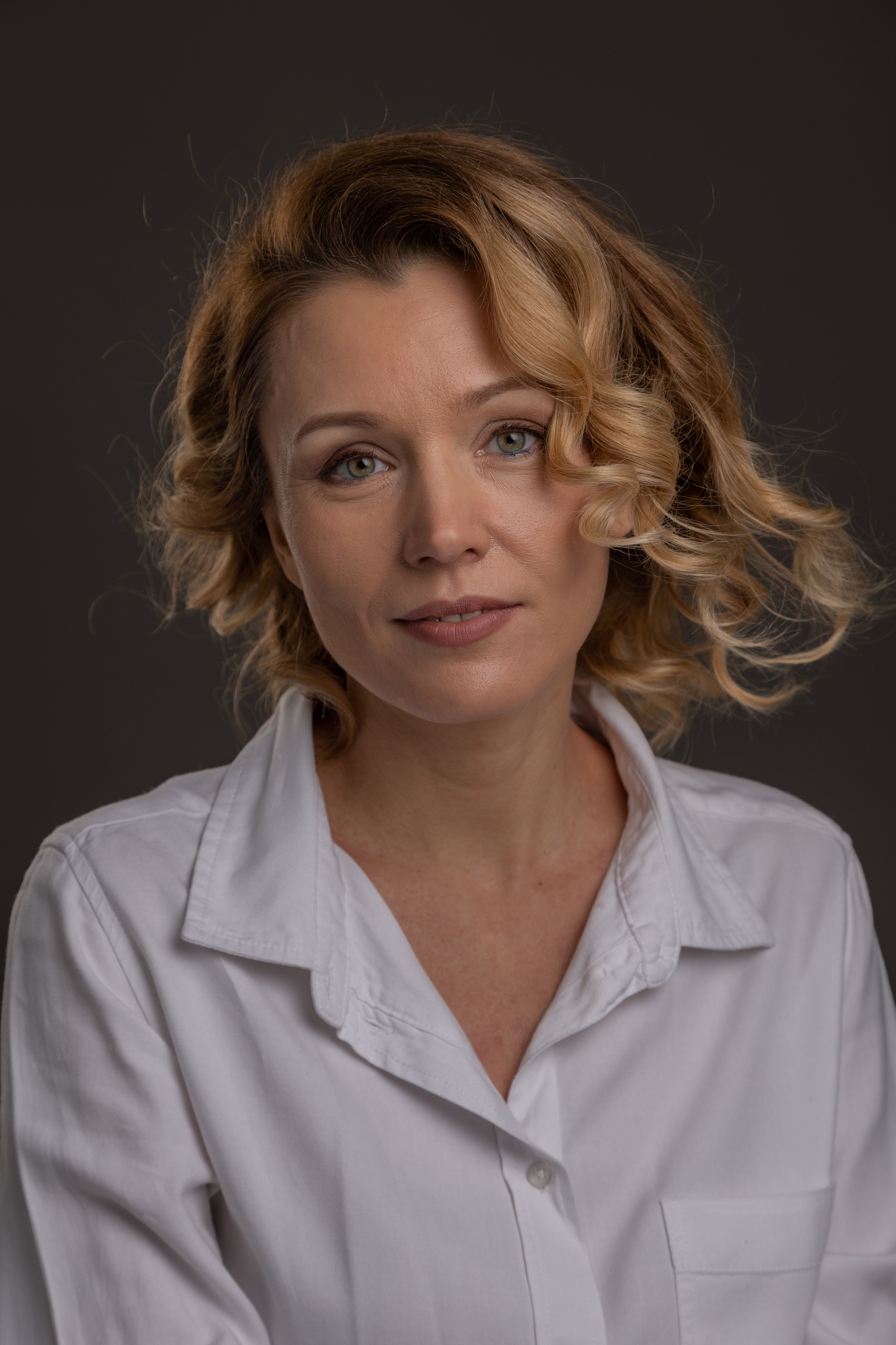 Актриса театра и кино Юлия Благая. Портретный фотограф в Москве Екатерина Богдасарова