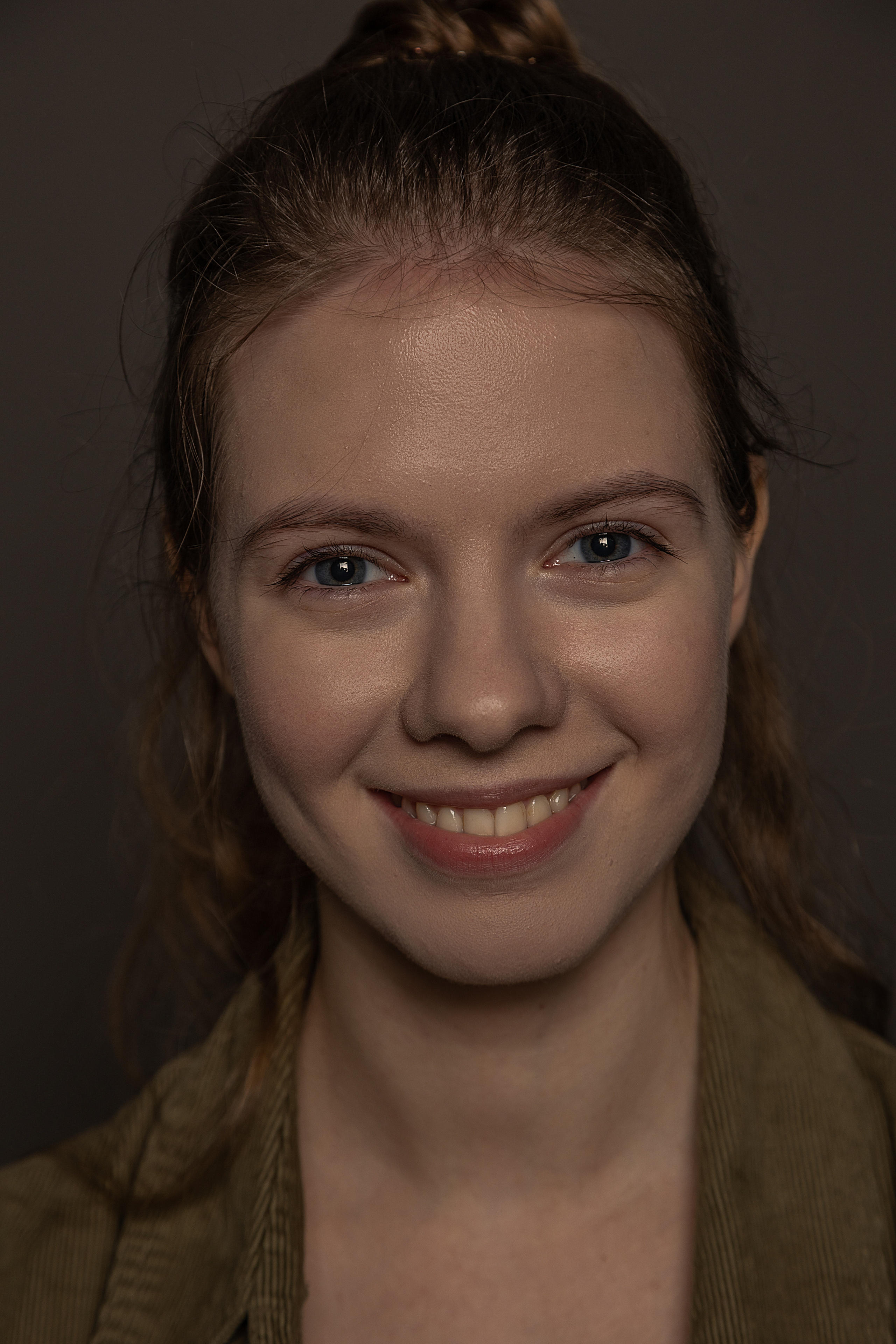 Актриса театра и кино Настя Белова. Портретный фотограф в Москве Екатерина Богдасарова