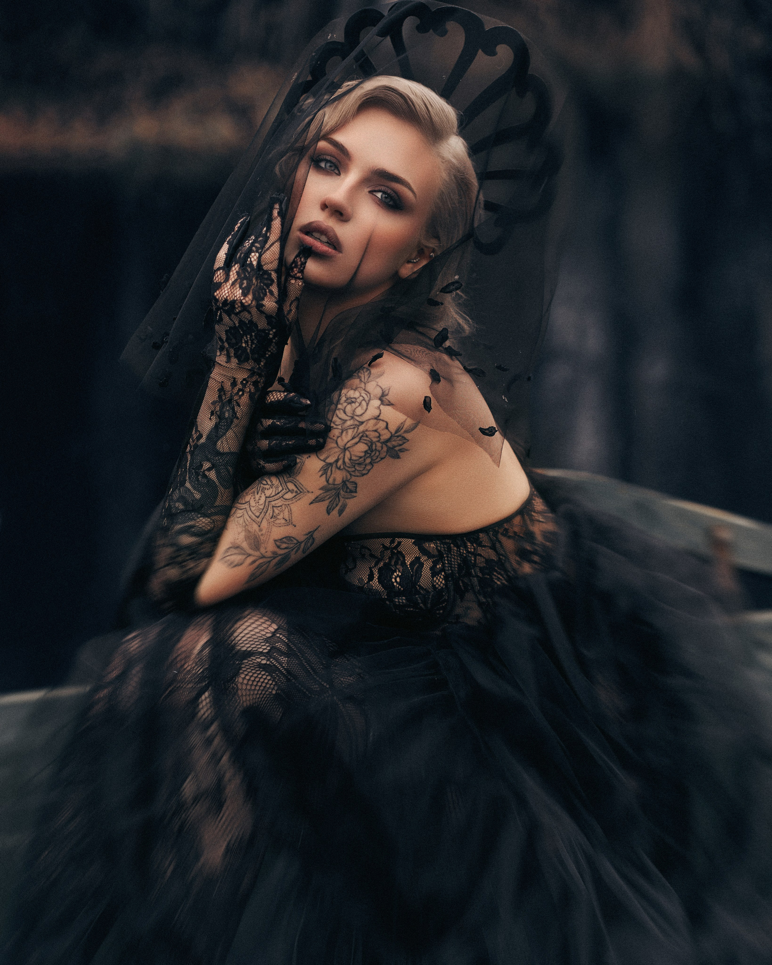 Лодка на Озере — природная локация для фотосессий в Зачарованном саду, Екатеринбург. Фотостудия «Зачарованный Сад» в 20 минутах от центра Екатеринбурга