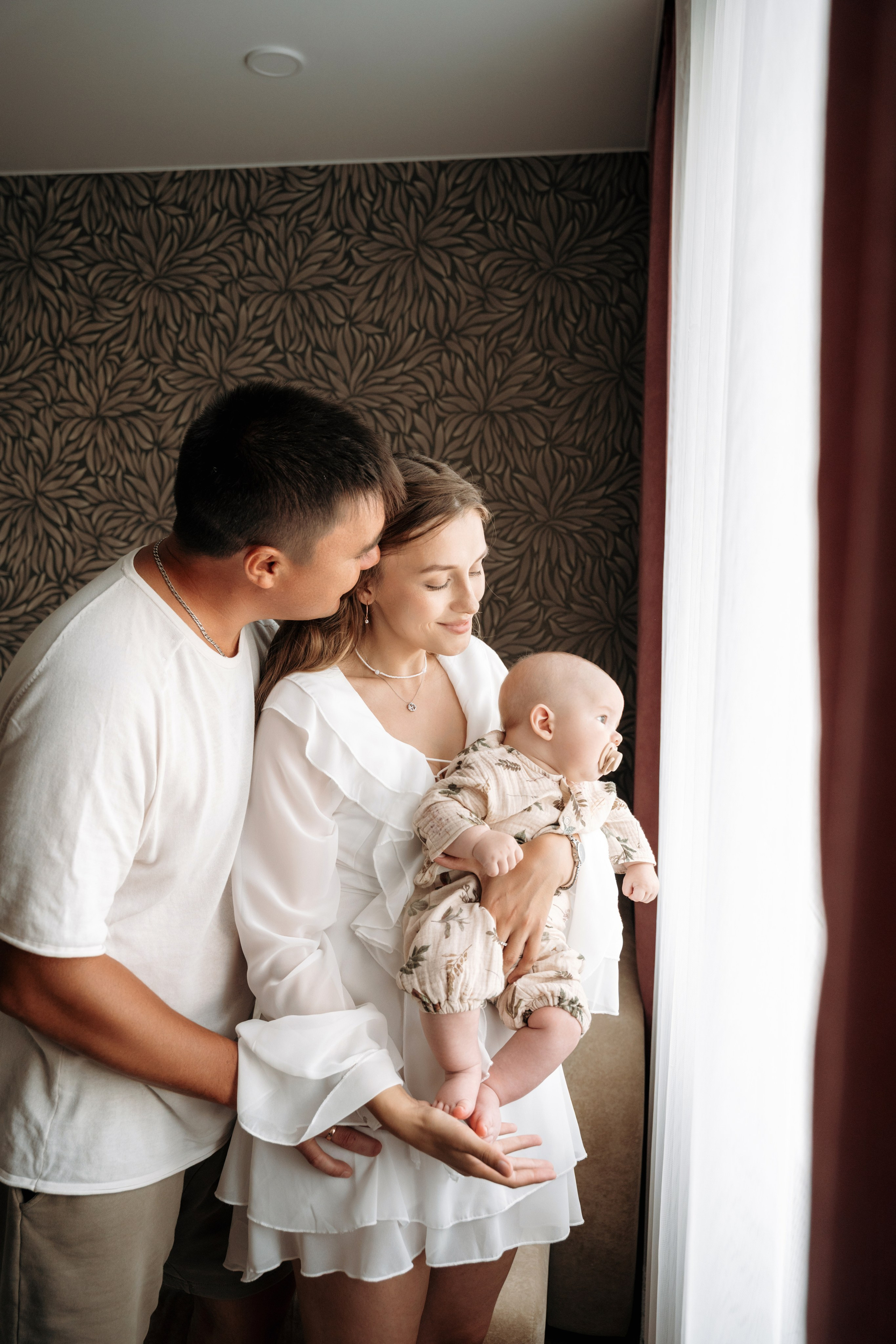 Семья дома. Семейный и свадебный фотограф в Ульяновске Арина Авдеева