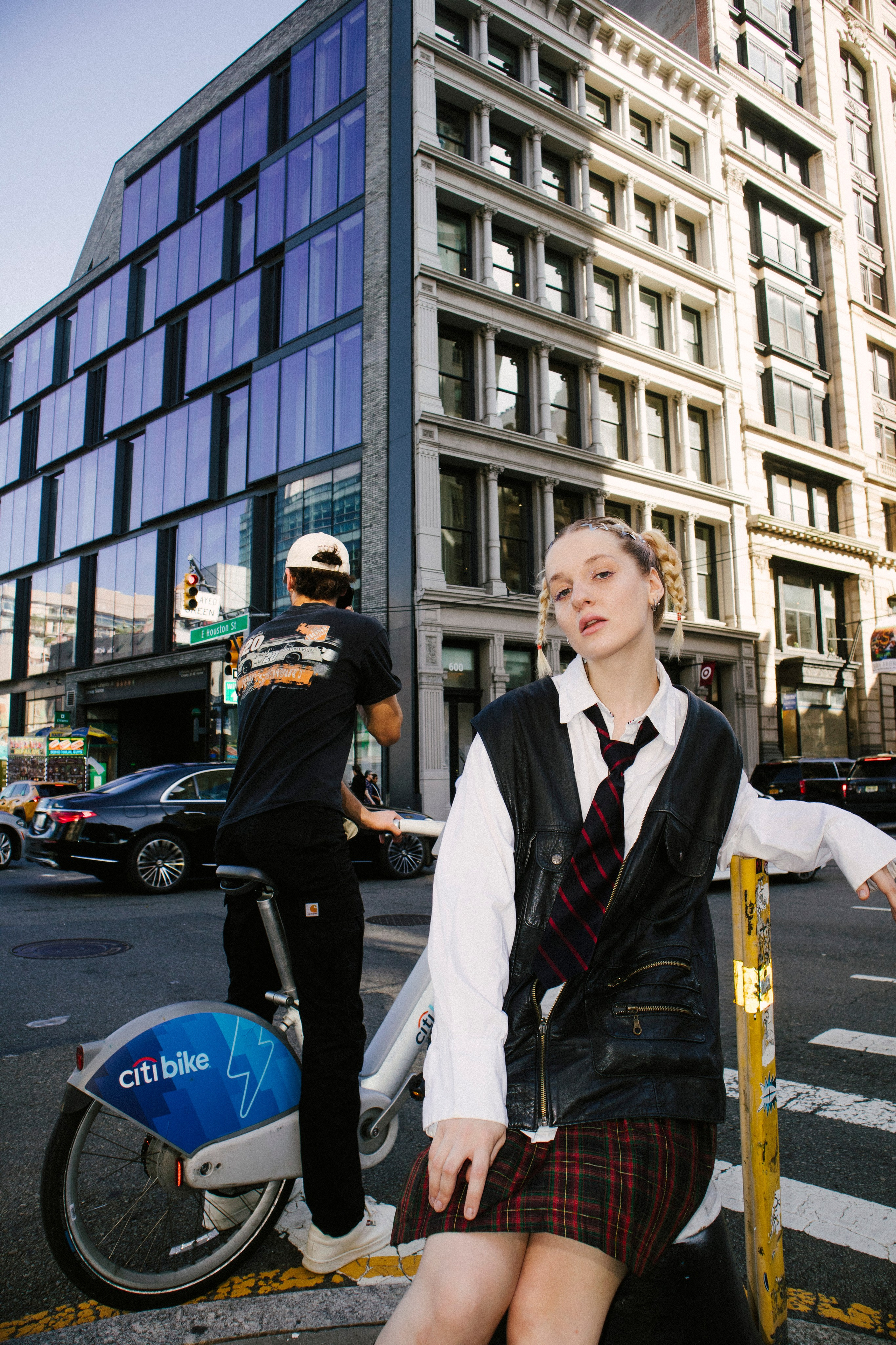 STREET PORTRAITS. NYC CREATIVE PHOTO/VIDEO PRODUCTION