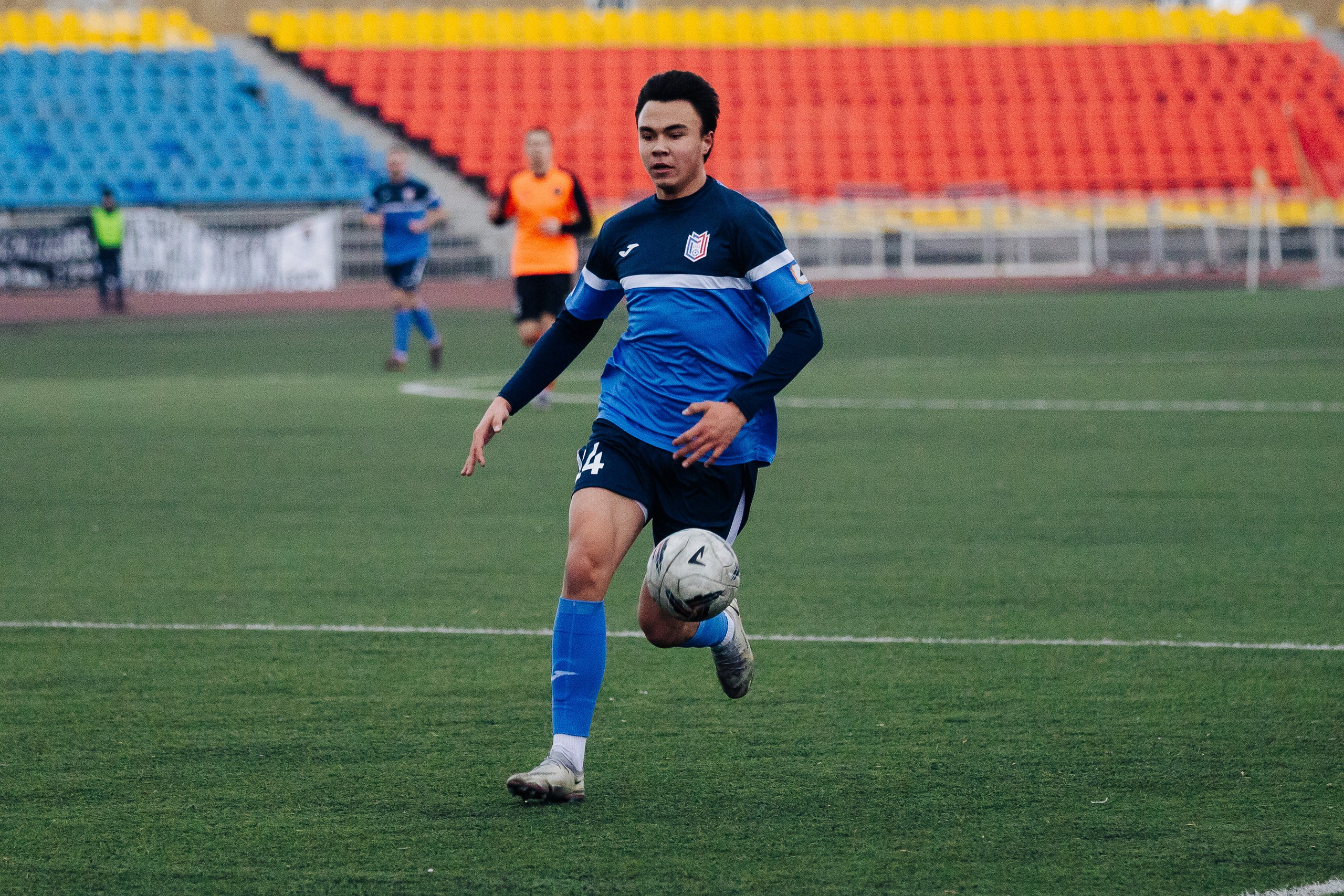 ФК Металлург — ФК Шахтер // 06.04.24. Денис Прохоров Фотограф в г. Магнитогорск