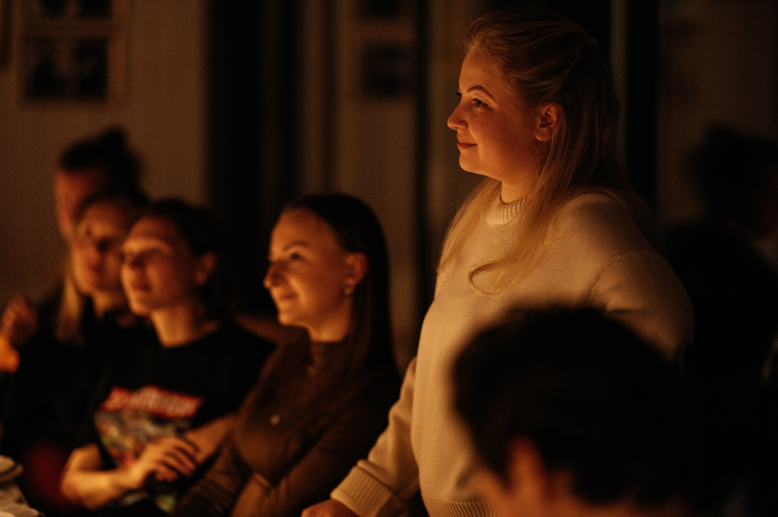 Невероятно атмосферный семейный ужин. Wedding photographer in Moscow and around the world Andrey Medvednikov