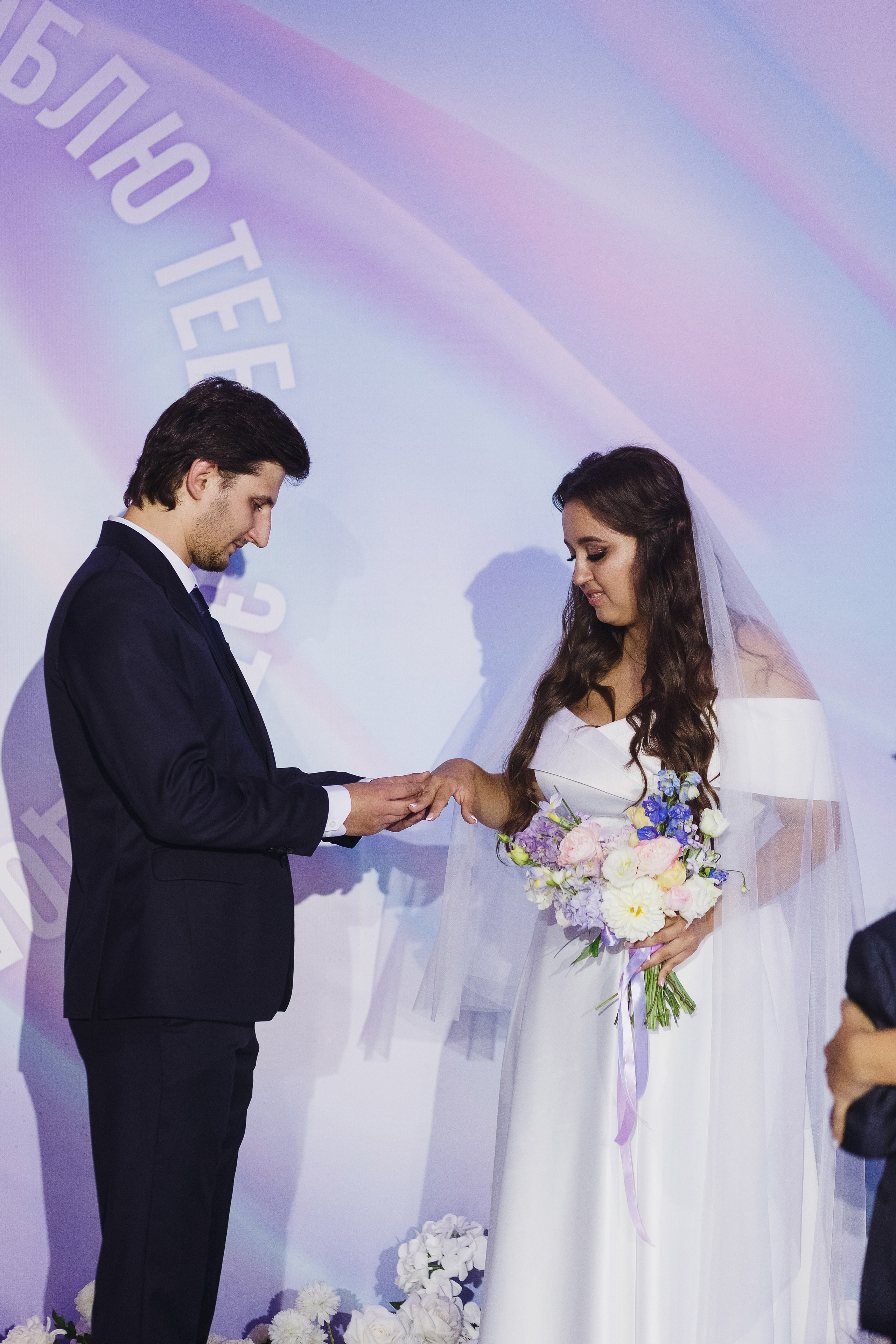 Романтические свадебные моменты Кирилла и Юли в Голден Хорс Таганрог. Свадебный и семейный фотограф в Таганроге Бакарюк Антон