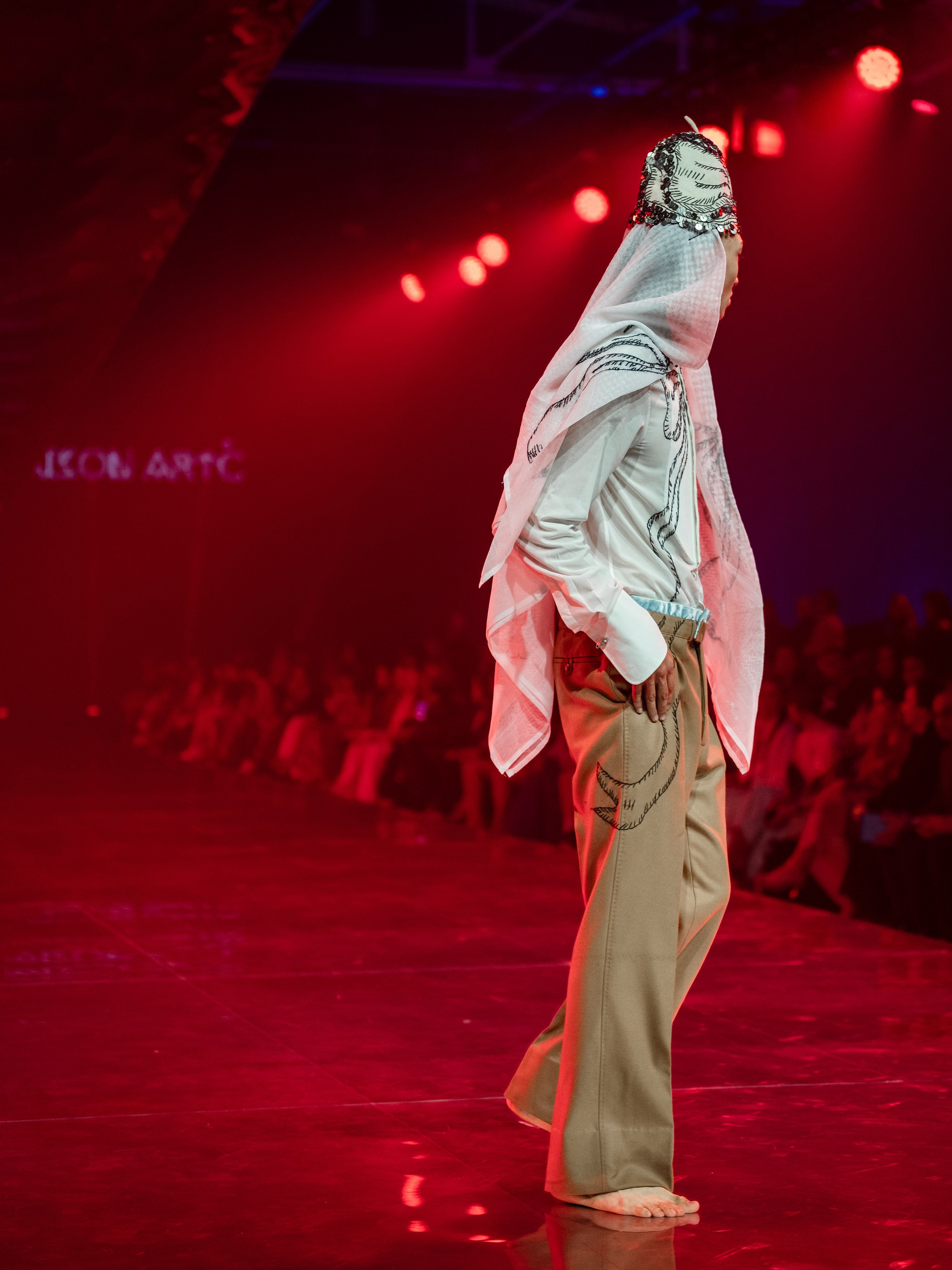 Visa Fashion week Maison Artc. Сайт Алматинского НЮ АРТ, будуар и фэшн фотографа Дениса Карпенко