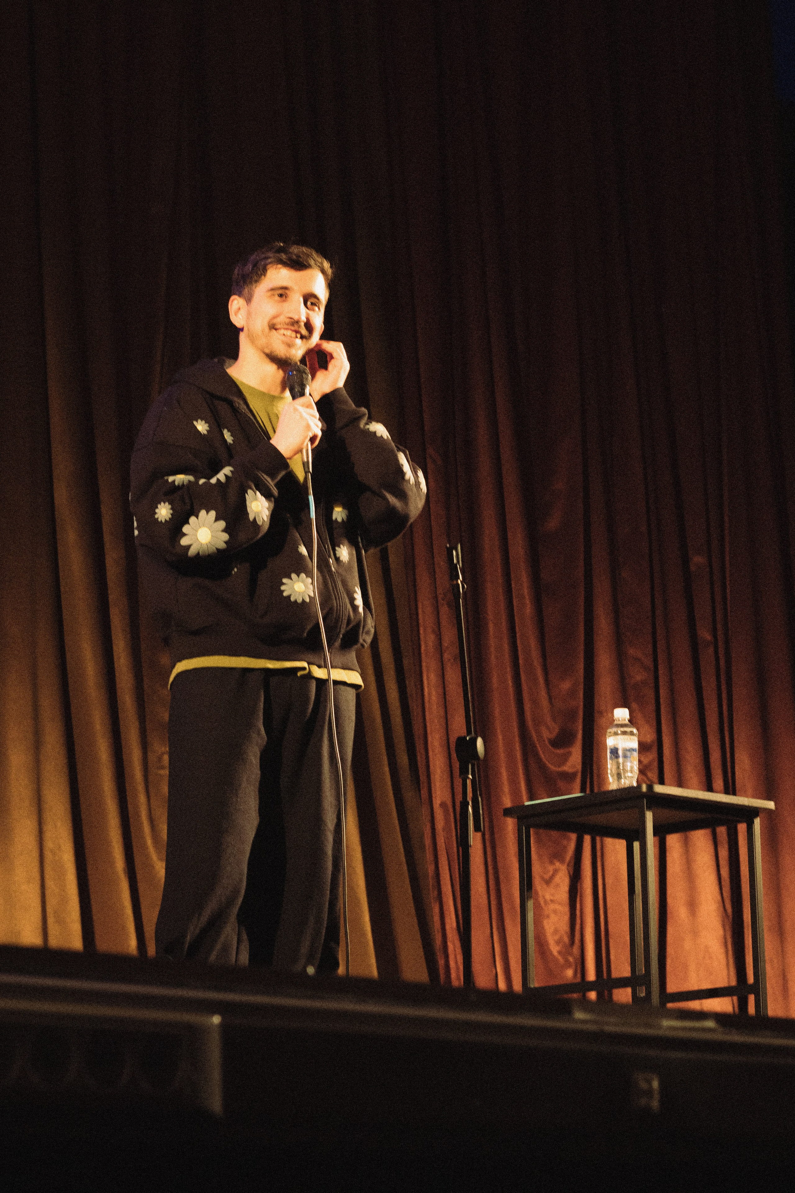 Стэндап Филипп Воронин. Boringowl | Коммерческий фотограф в Иркутске Раиса Ботороева