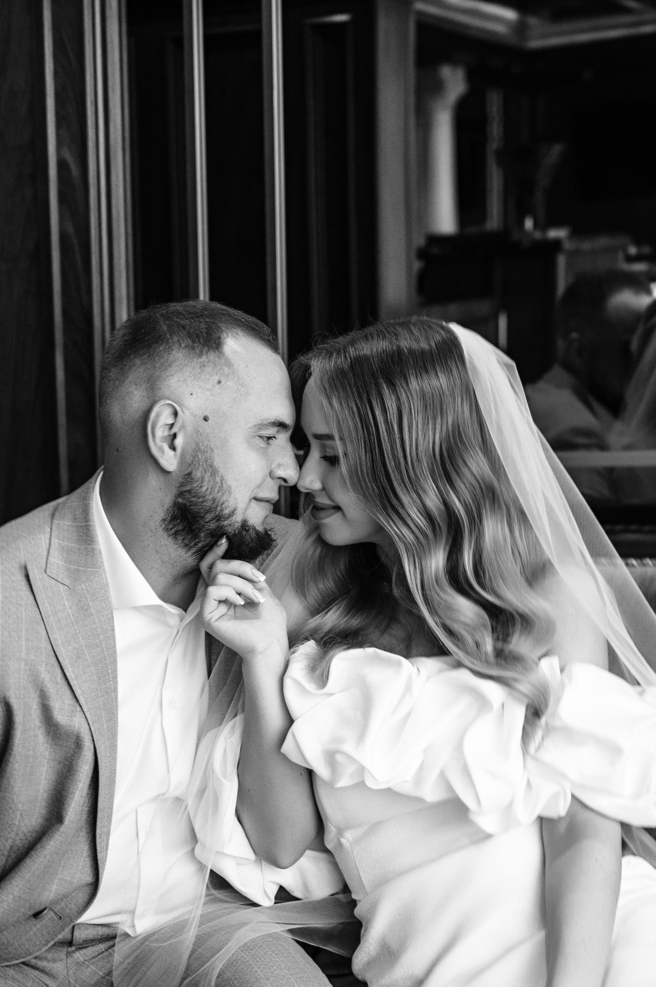 Свадьба. Профессиональный фотограф беременности в СПБ. Стильные фотосессии беременности в стиле минимализм и классическая фотография