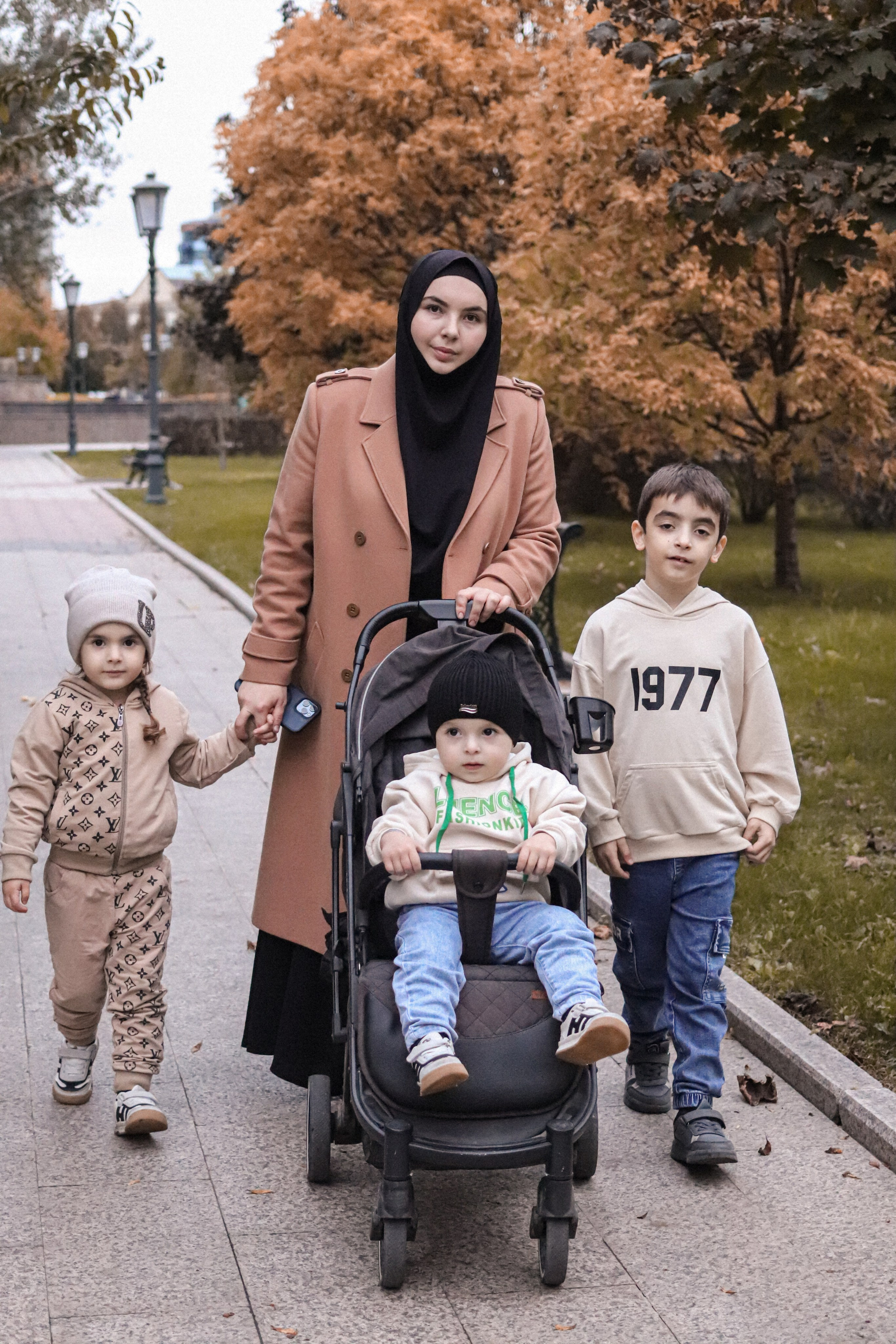 Прогулочная семейная