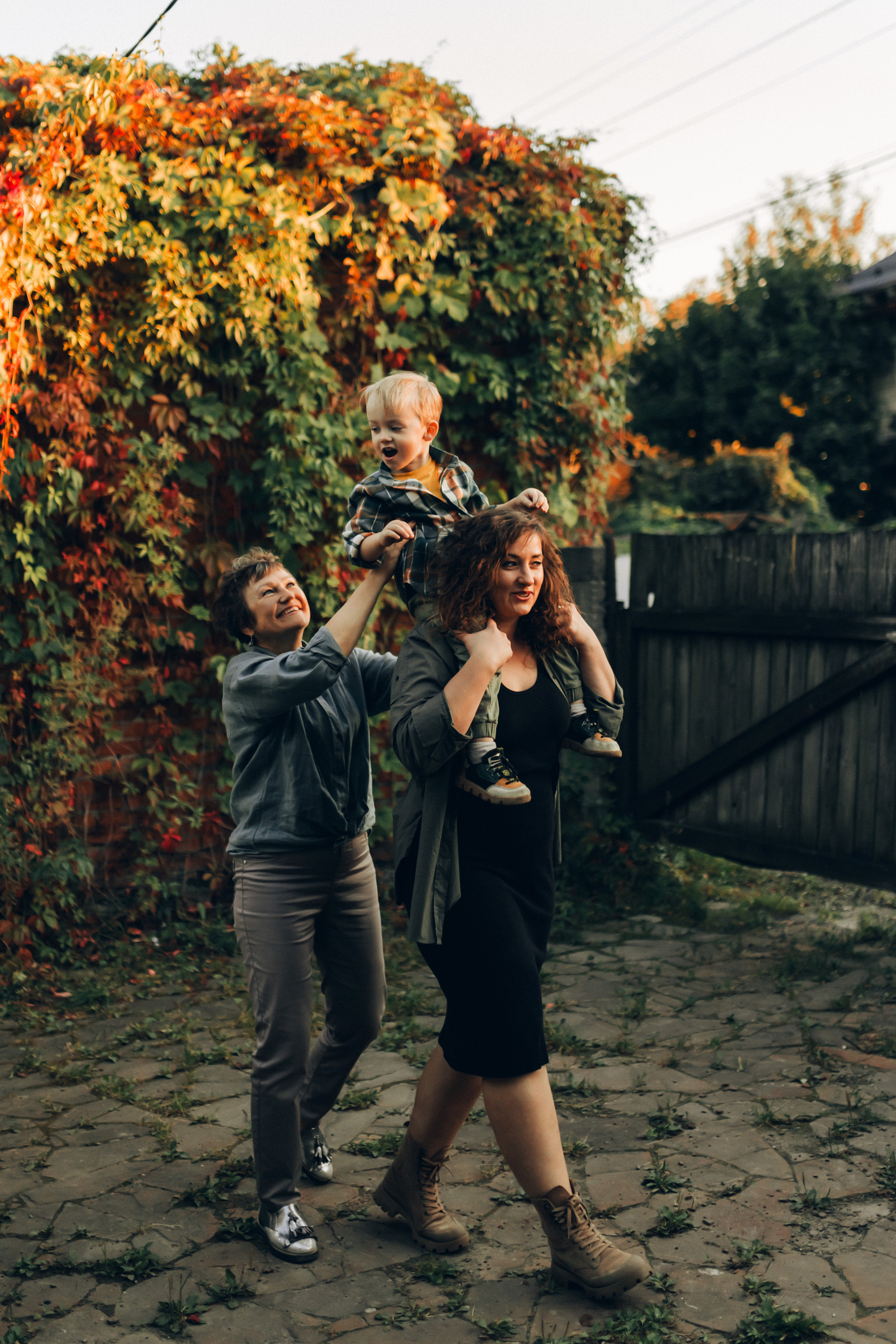 Алёна, Валентина и Юра. Семейный фотограф в Москве Жукова Анна