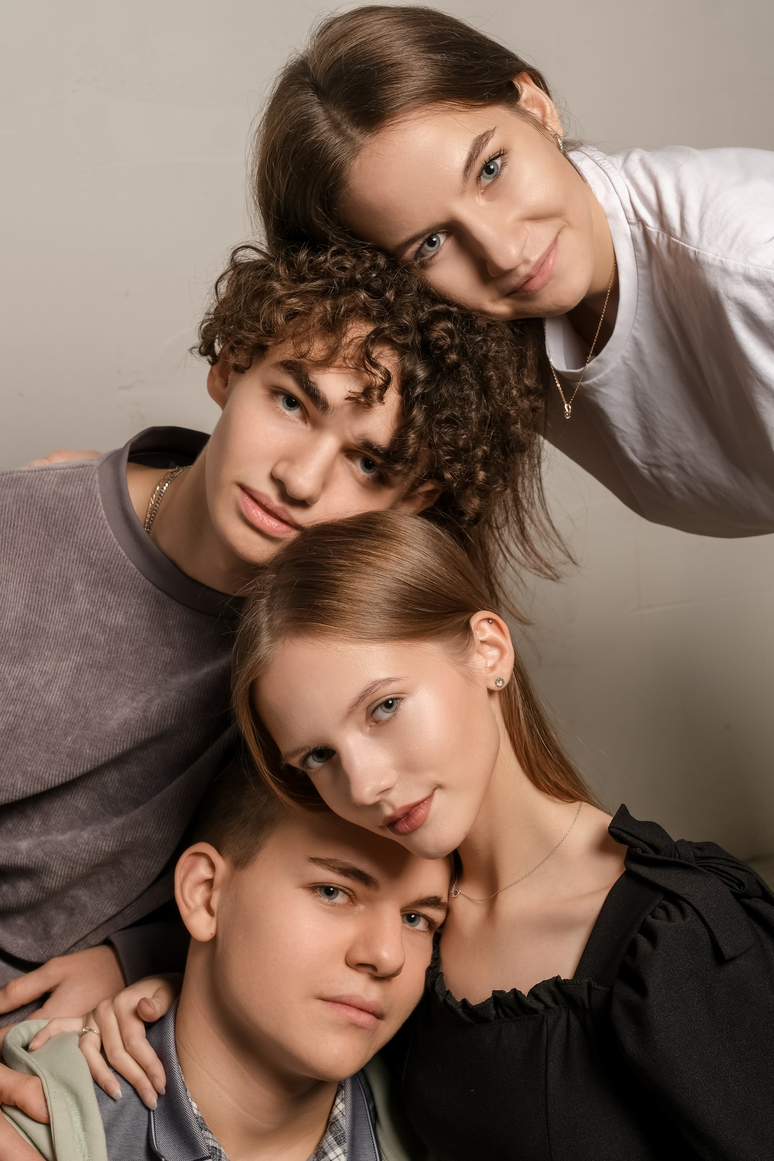 Современные выпускные альбомы