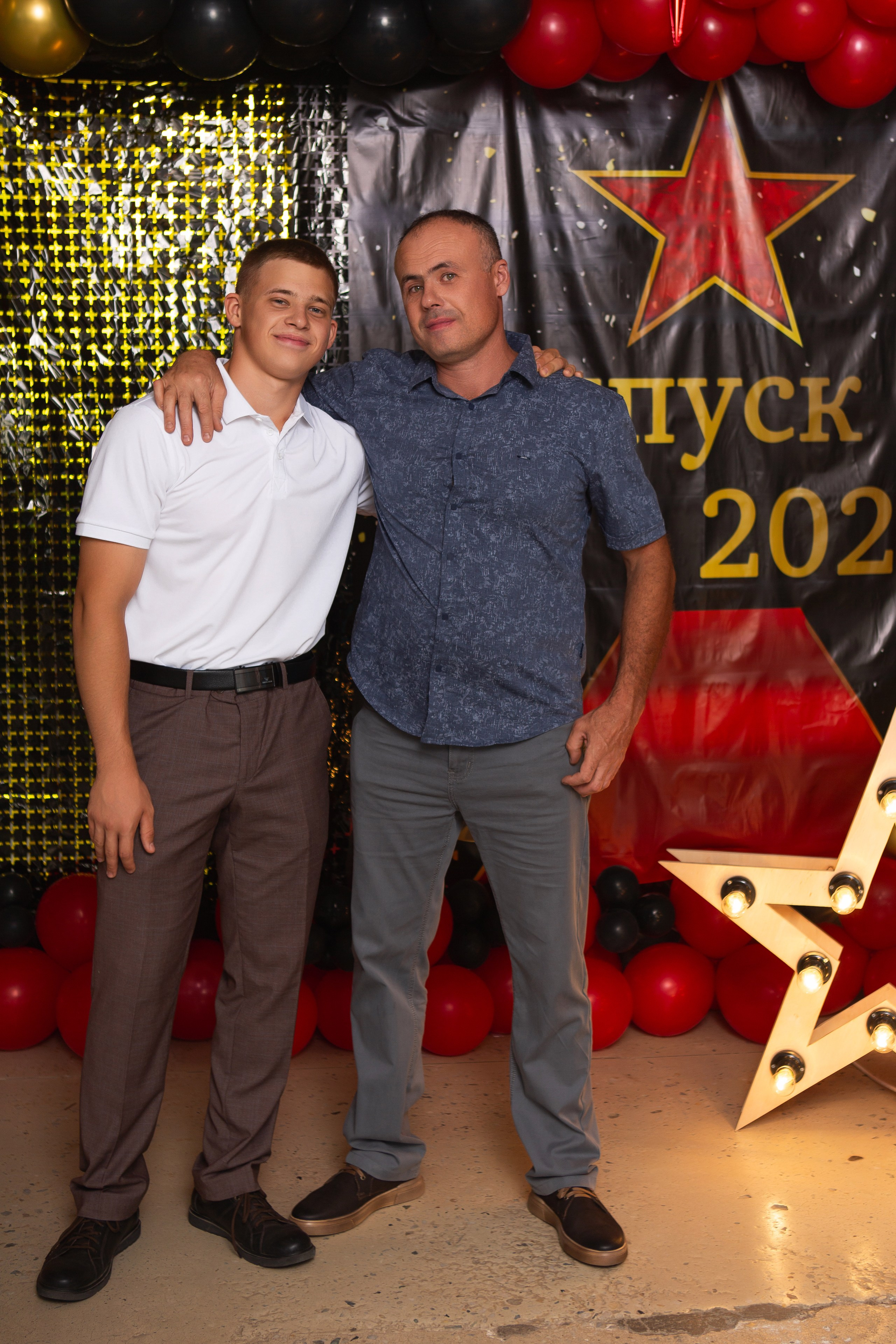 ФОТОСЕССИЯ С РОДИТЕЛЯМИ «ВЫПУСКНОЙ» 2024 г. 9 ШКОЛА г. МЦЕНСК. ТВОЙ АЛЬБОМ / ТВОИ ПРАВИЛА