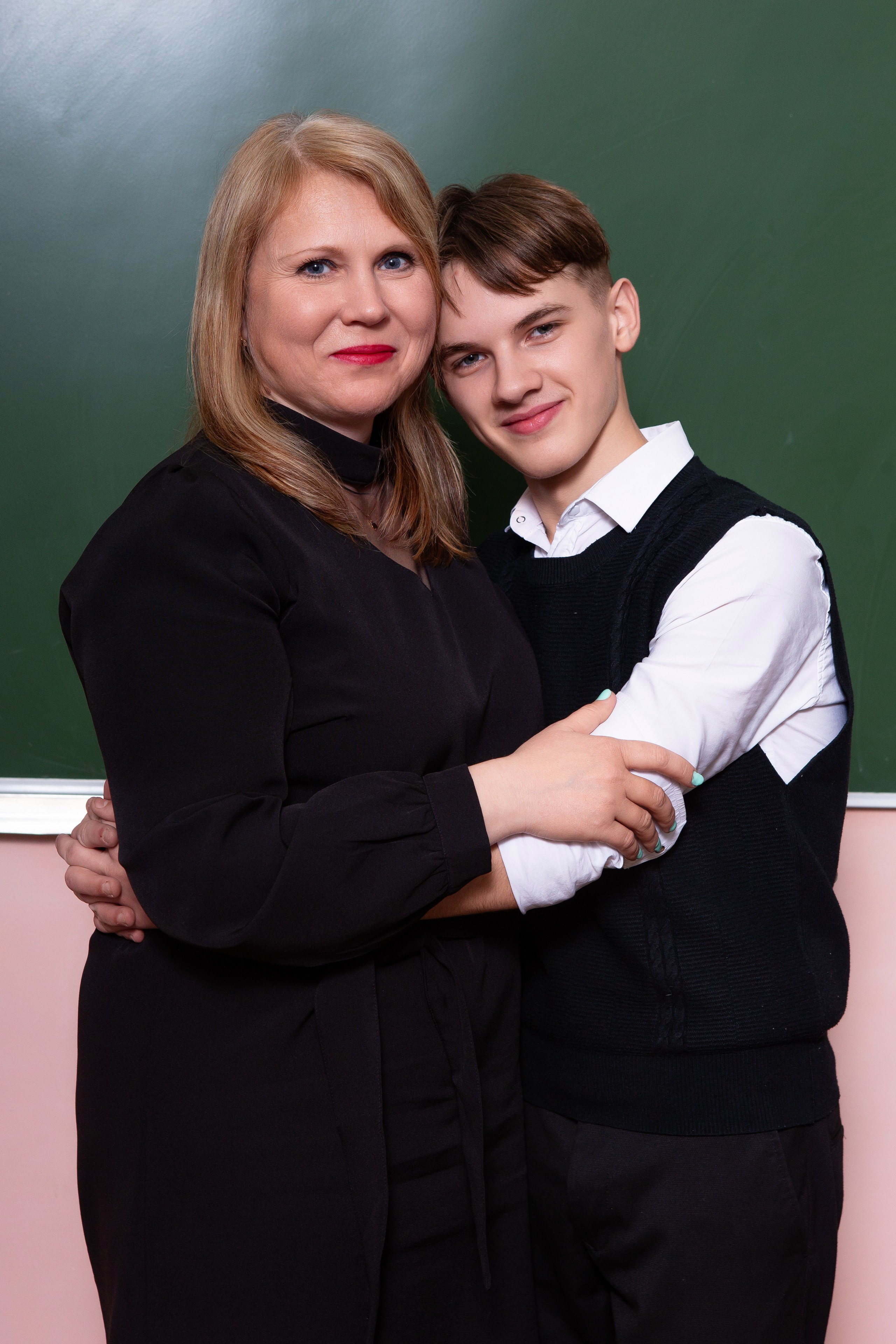 ШКОЛЬНАЯ ФОТОСЕССИЯ ДЛЯ 9 КЛАССА 3 ШКОЛА МЦЕНСК. ТВОЙ АЛЬБОМ / ТВОИ ПРАВИЛА