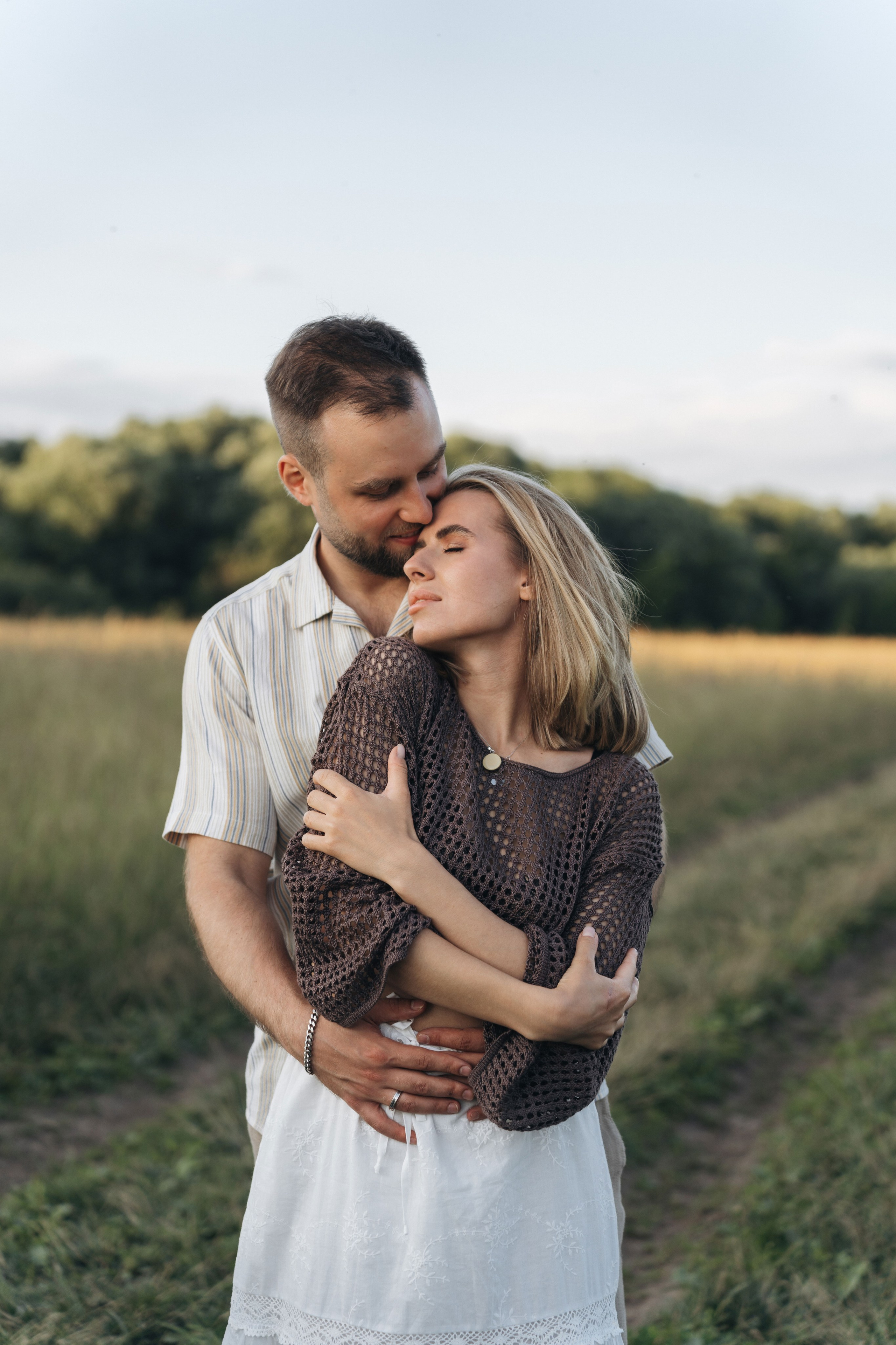 На машине загород. Ваш фотограф Вика Артемова