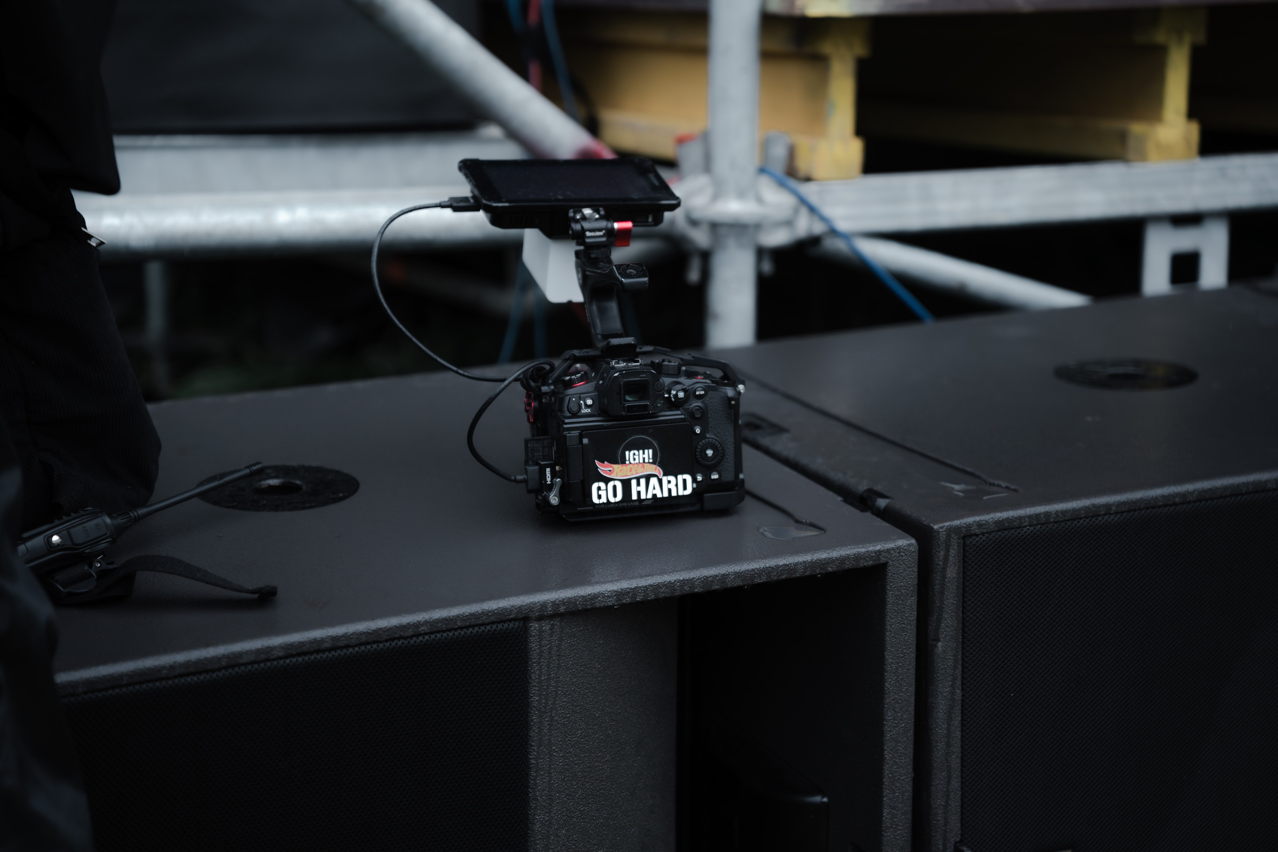 //GROUNDED2025. Автомобильный фотограф