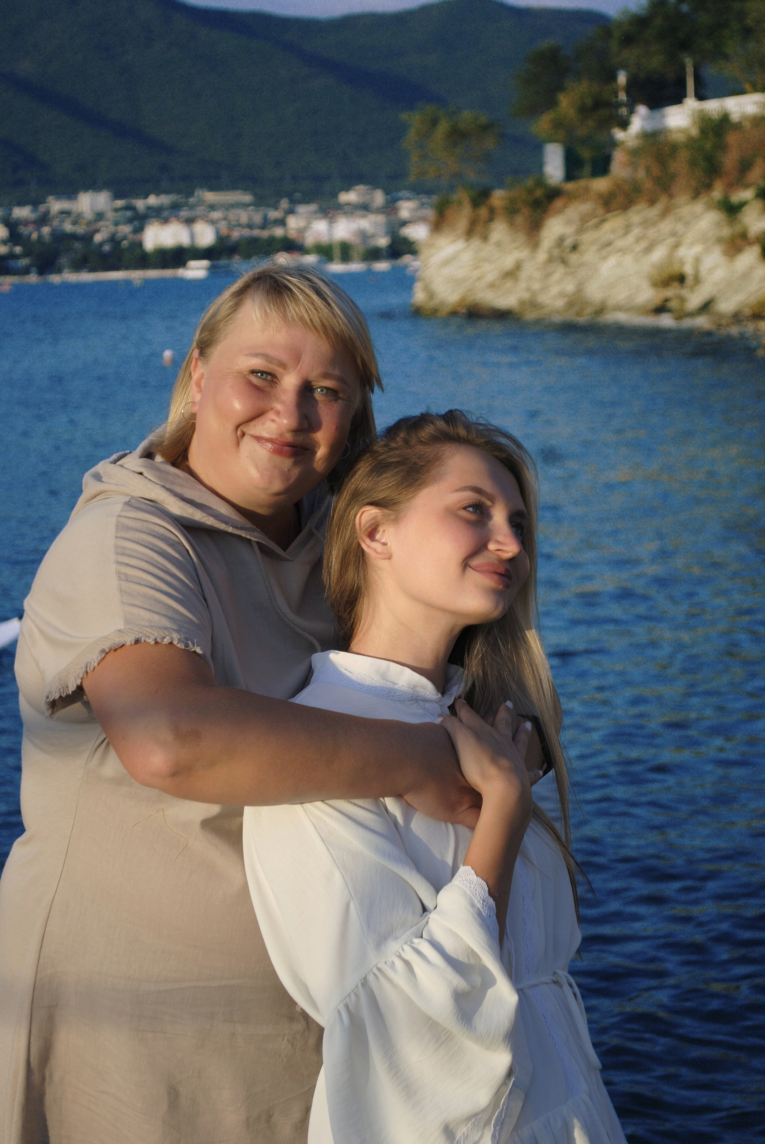 Ольга и семья. Фотограф Мария Мусаелян