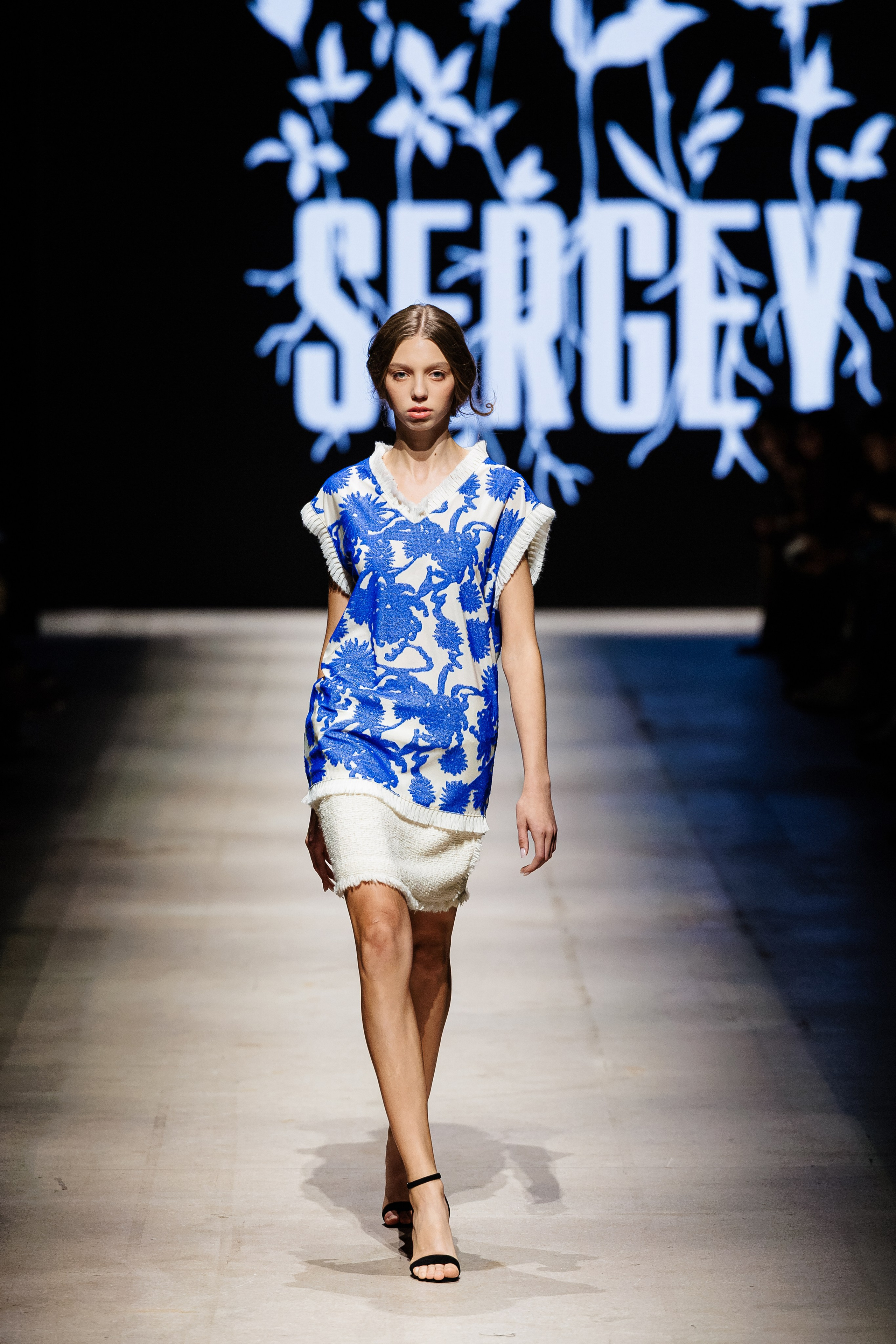 Подиумный фотограф Москва Санкт-Петербург Fashion показы