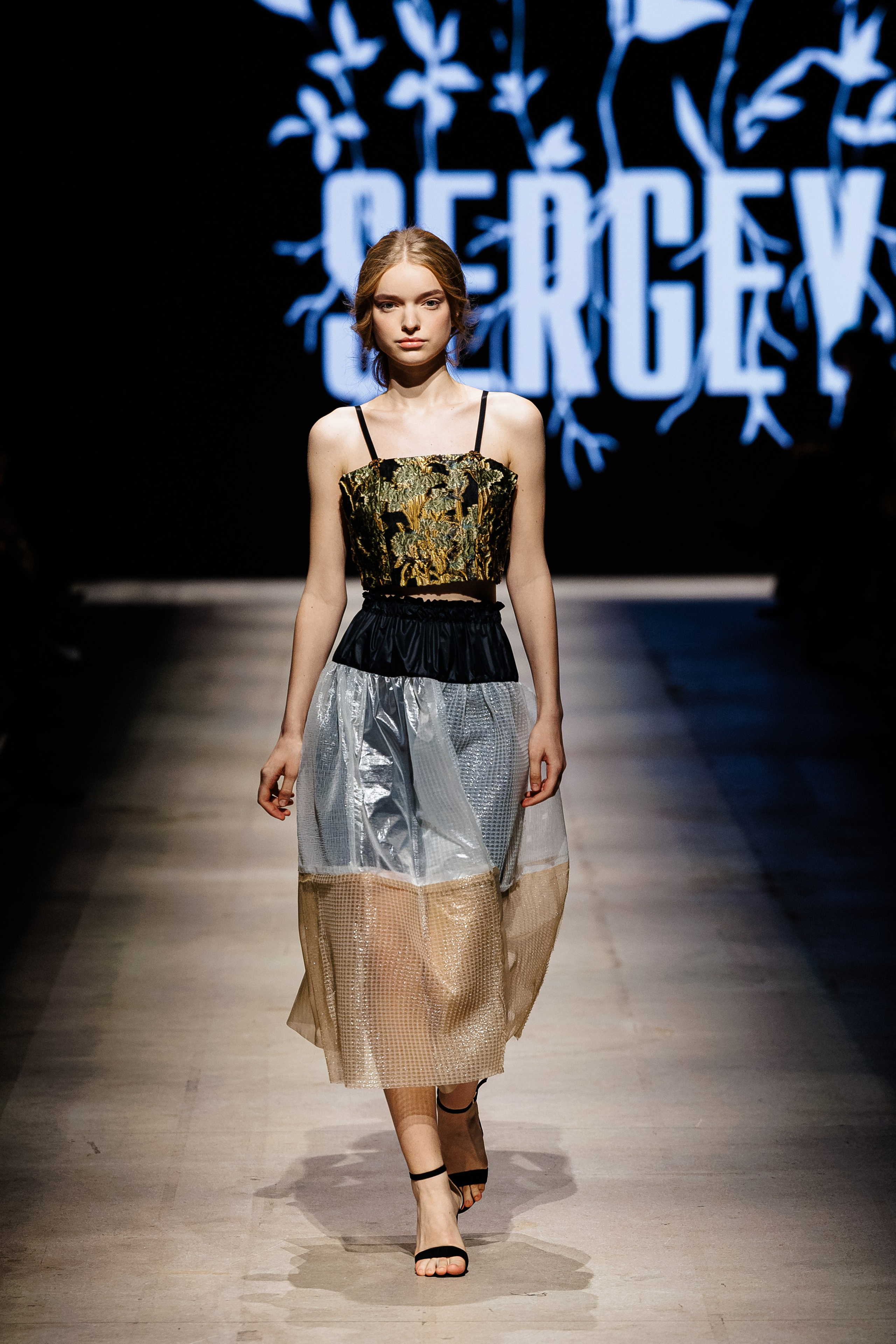 Подиумный фотограф Москва Санкт-Петербург Fashion показы