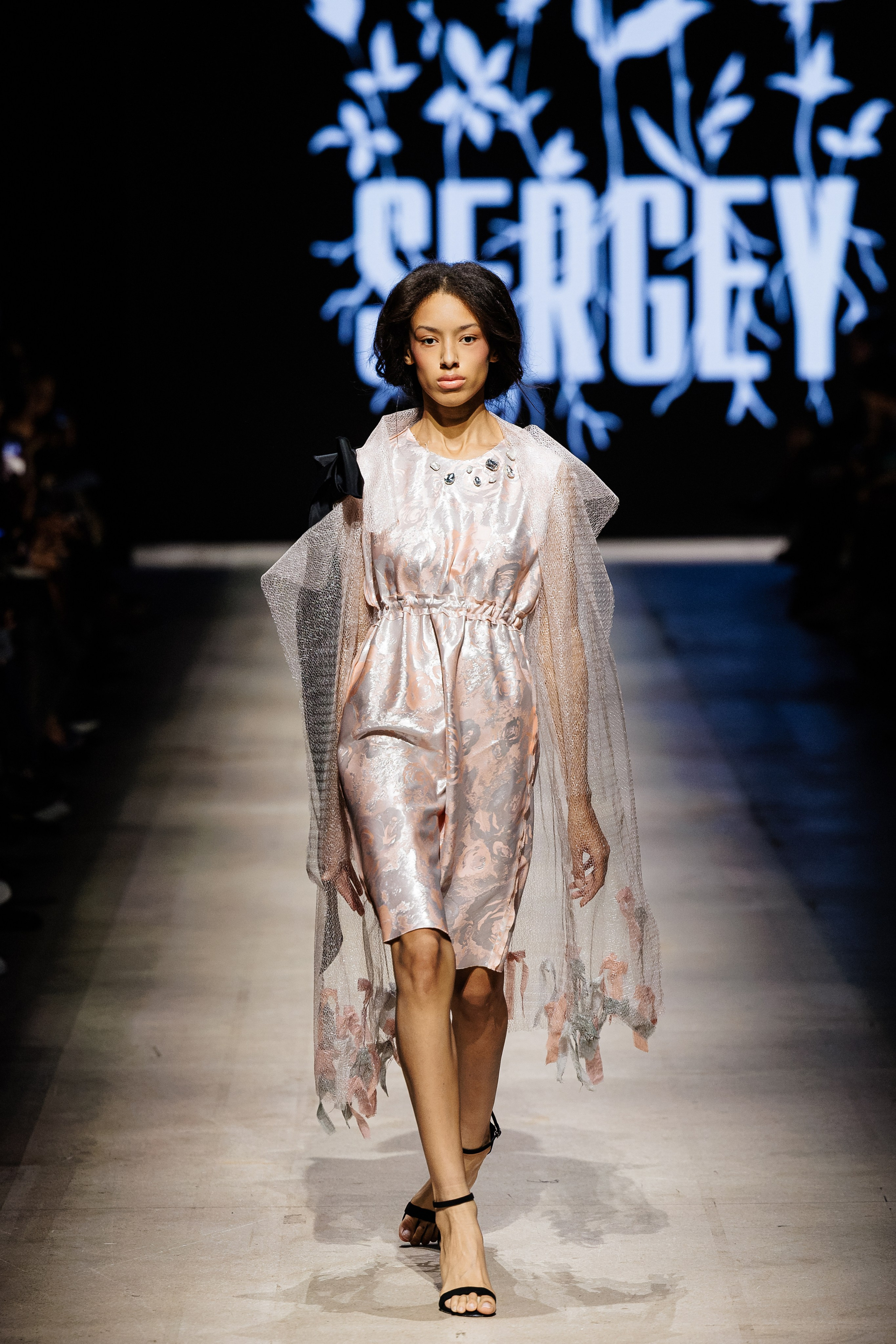 Подиумный фотограф Москва Санкт-Петербург Fashion показы
