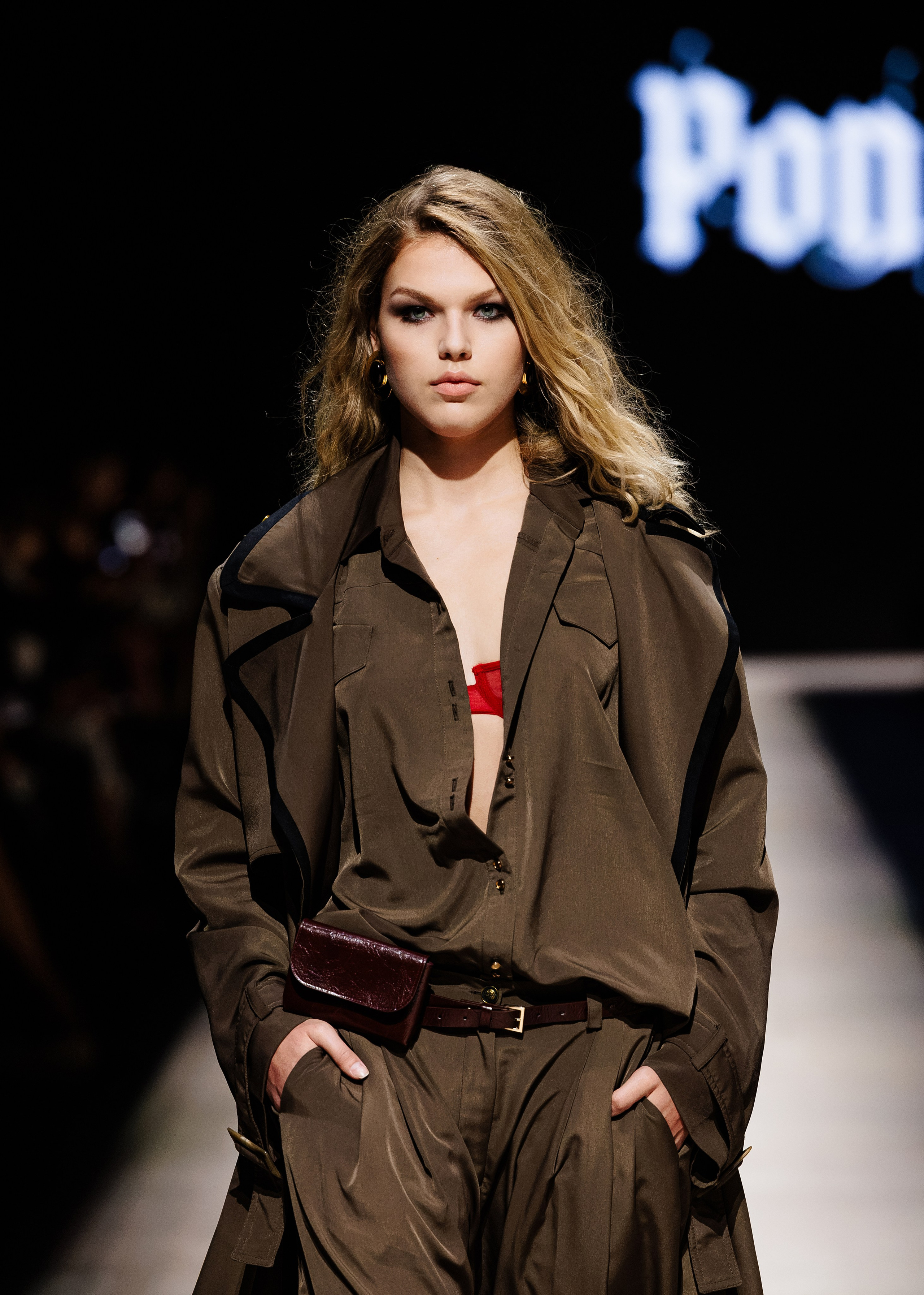 Подиумный фотограф Москва Санкт-Петербург Fashion показы