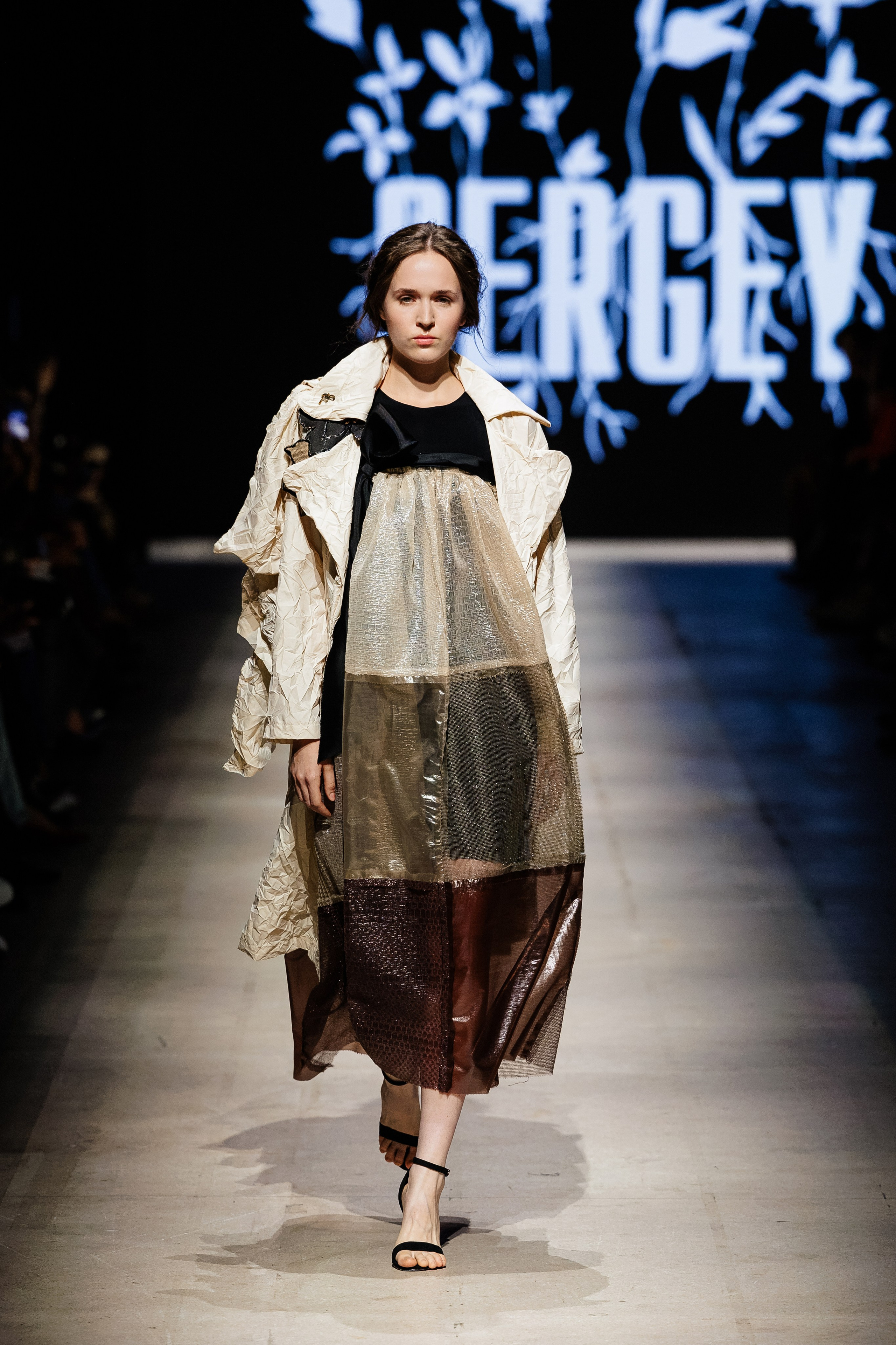 Подиумный фотограф Москва Санкт-Петербург Fashion показы