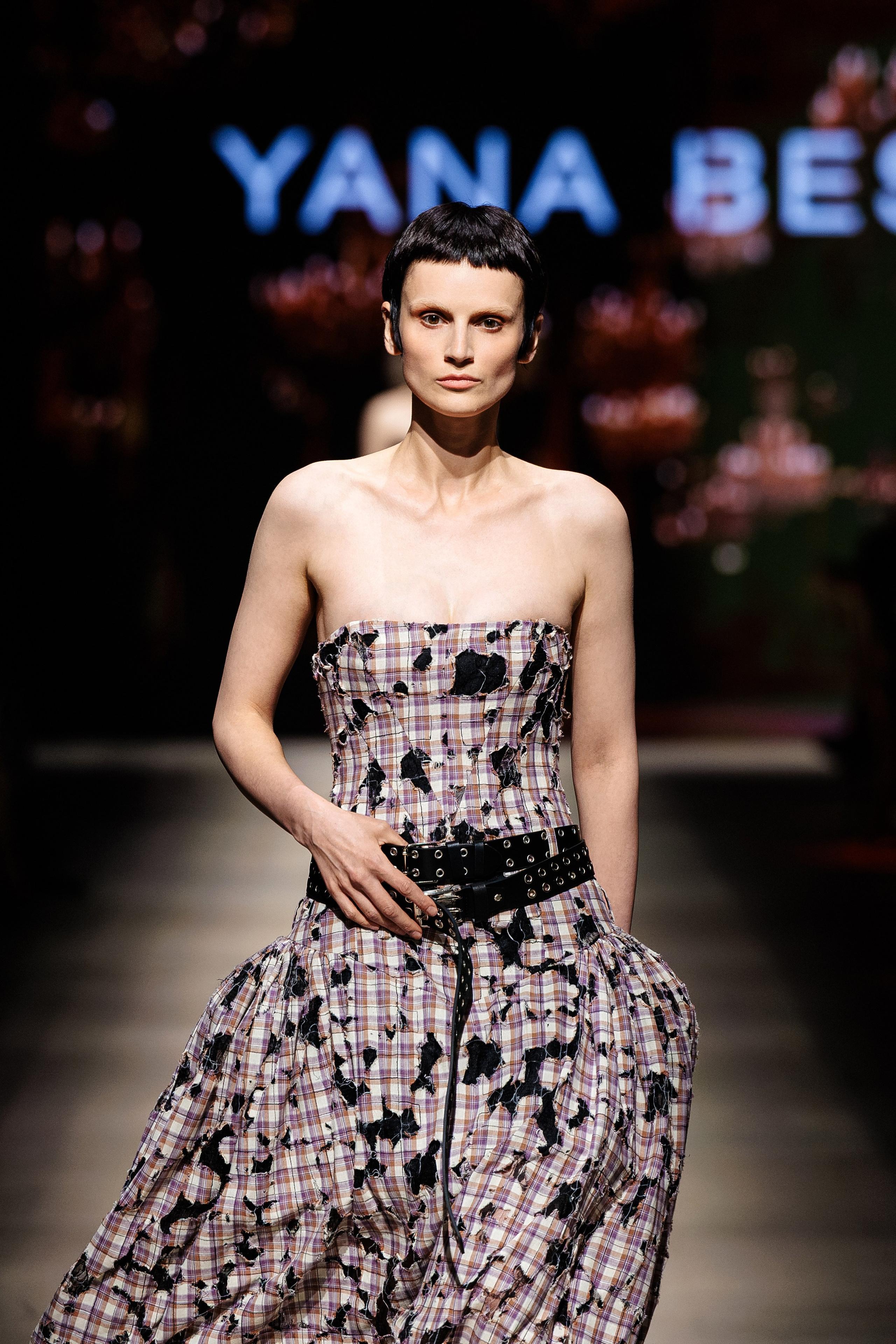 Подиумный фотограф Москва Санкт-Петербург Fashion показы