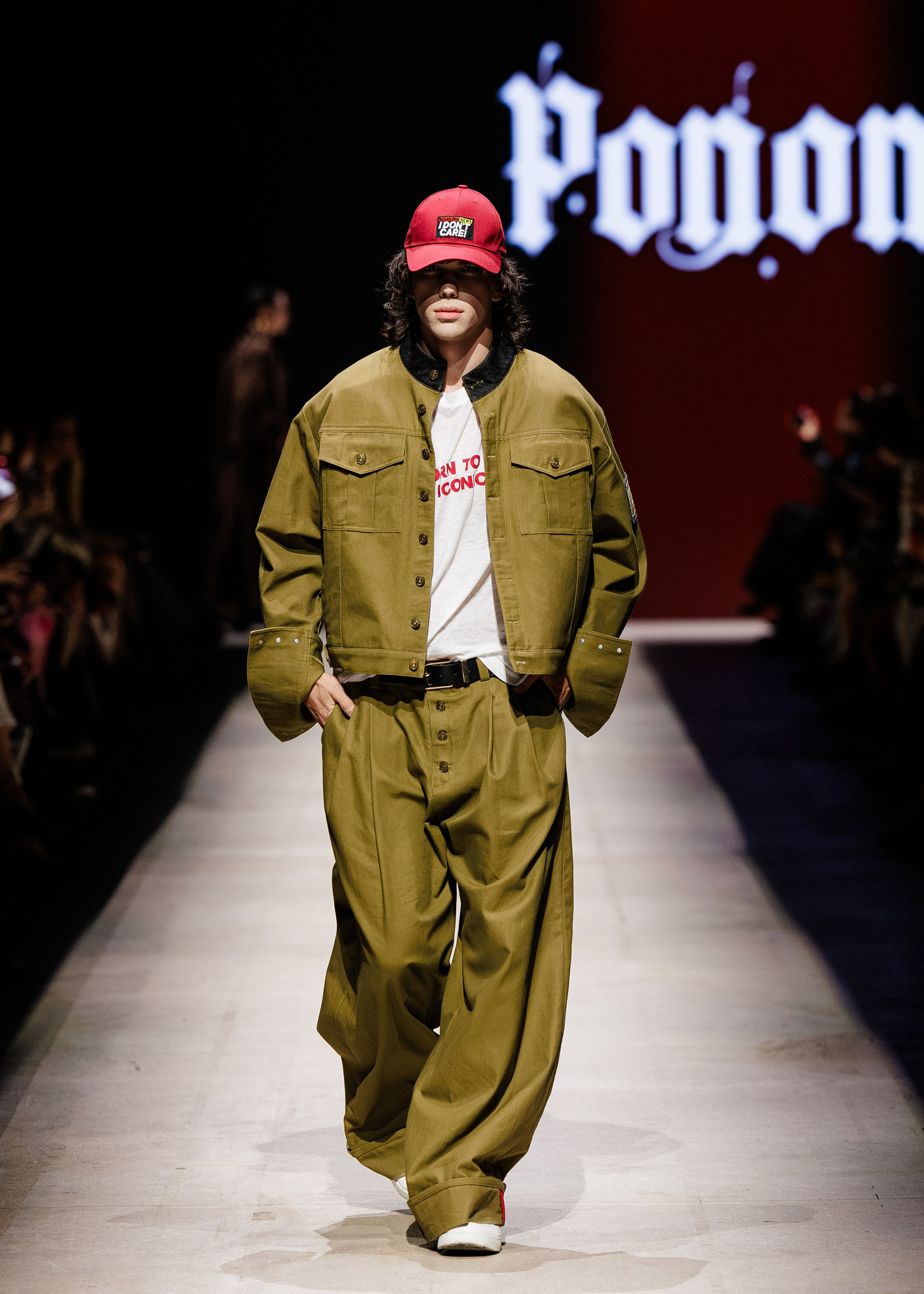 Подиумный фотограф Москва Санкт-Петербург Fashion показы