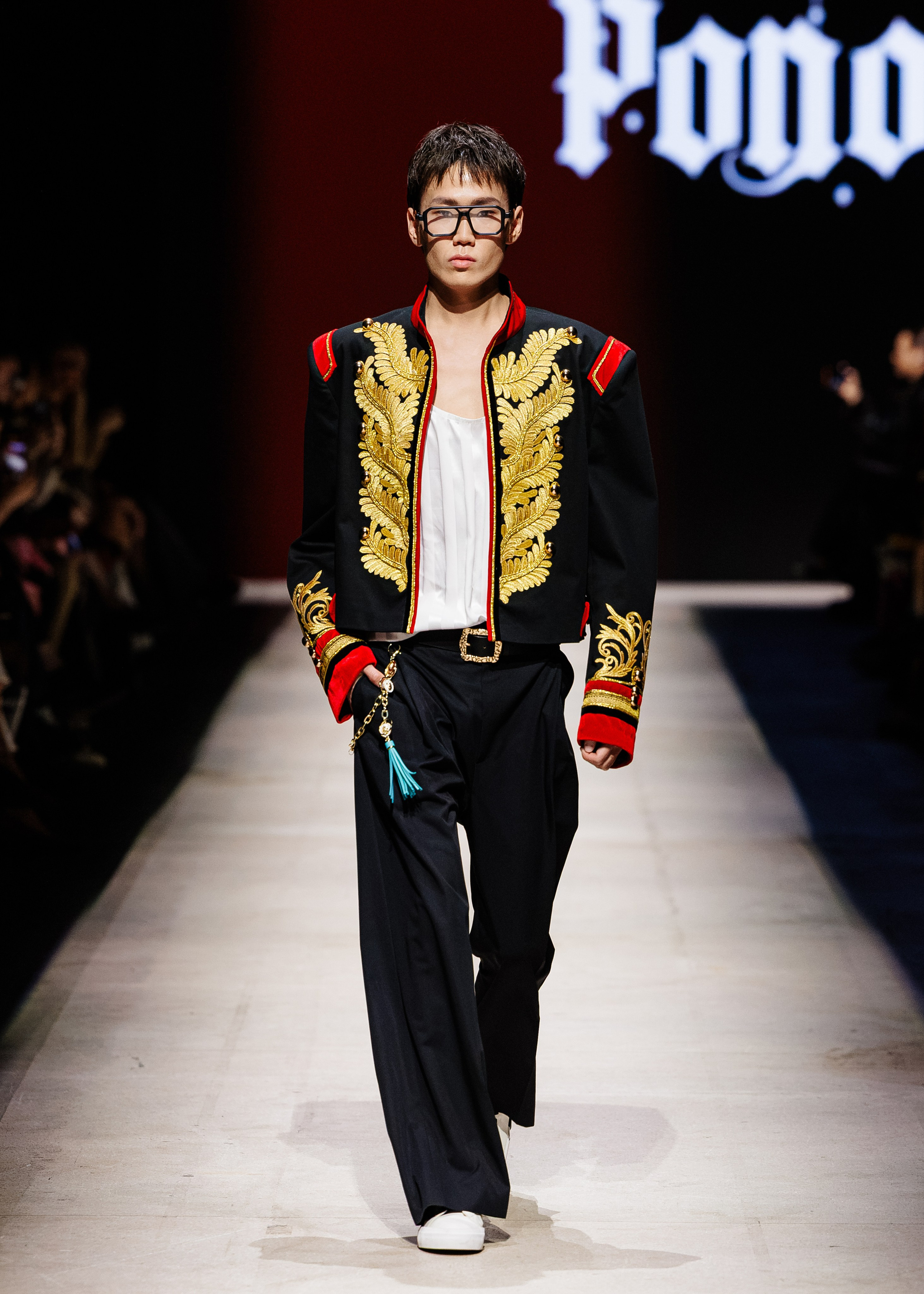 Подиумный фотограф Москва Санкт-Петербург Fashion показы