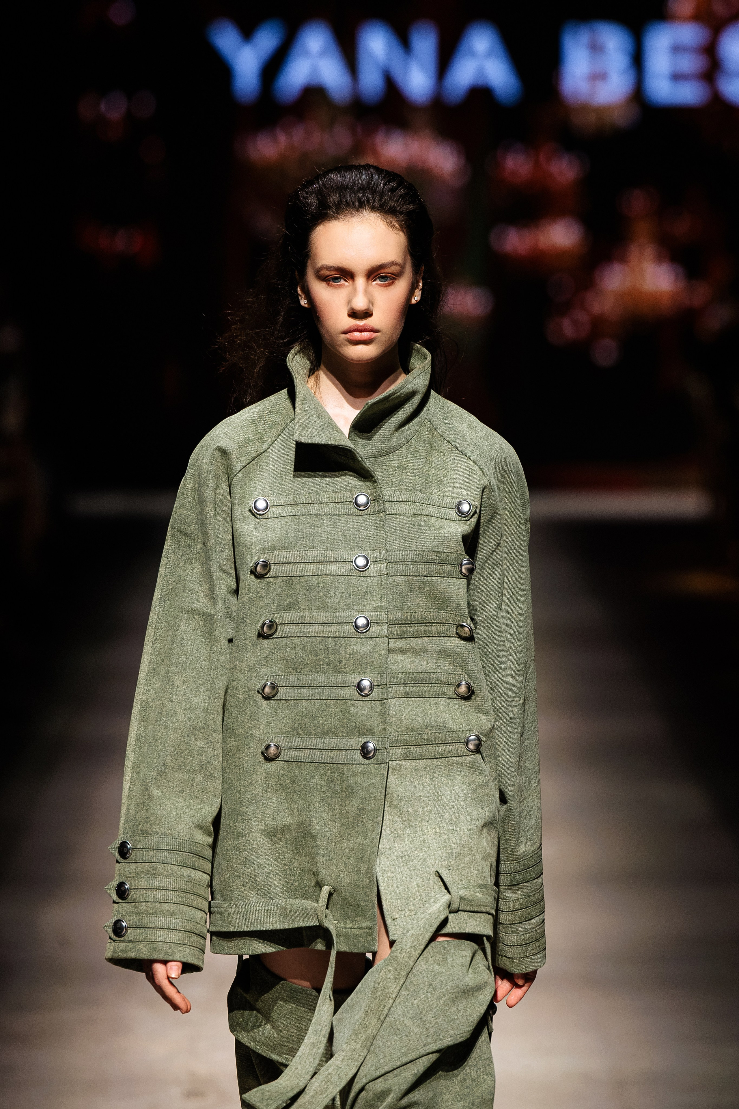 Подиумный фотограф Москва Санкт-Петербург Fashion показы