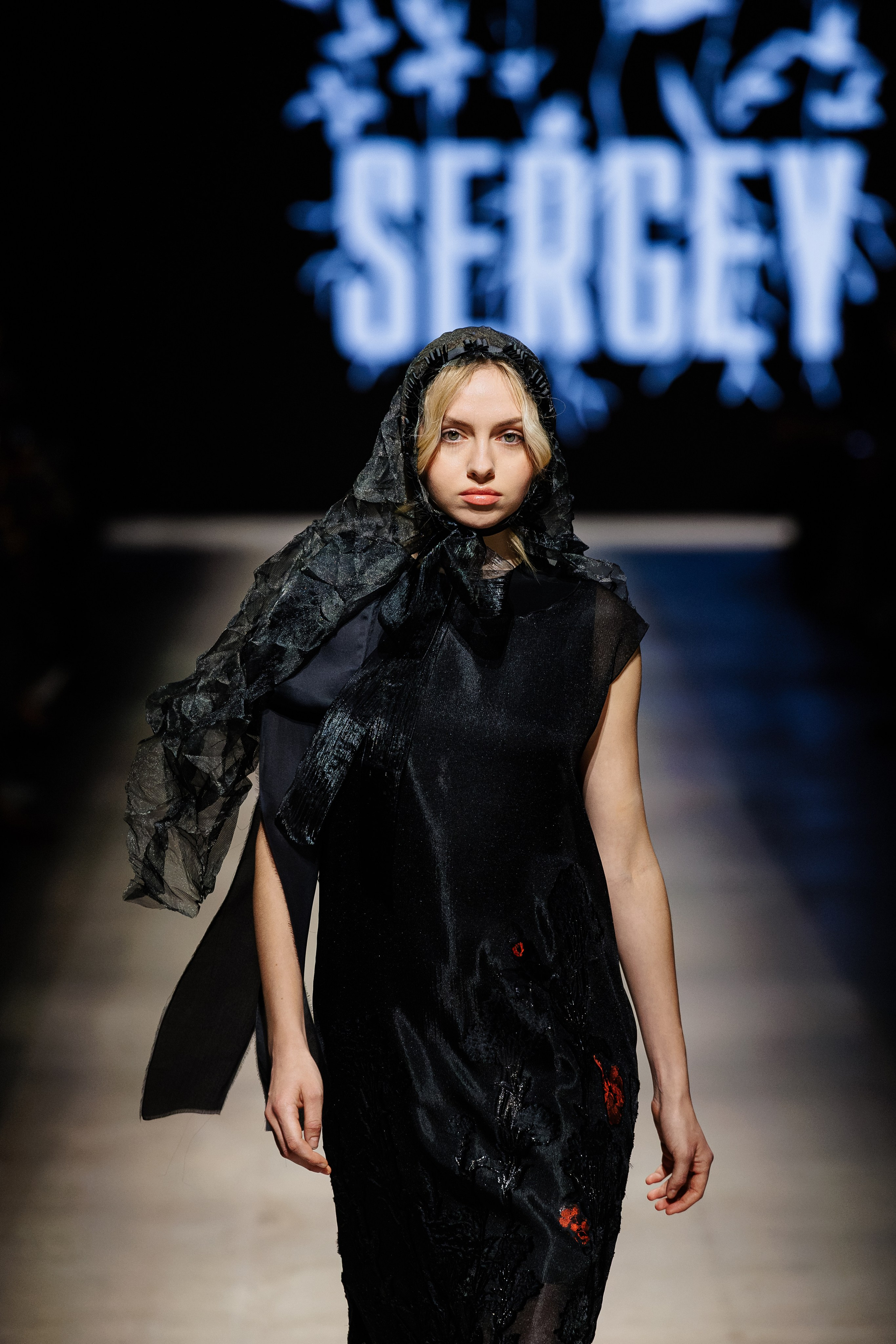 Подиумный фотограф Москва Санкт-Петербург Fashion показы