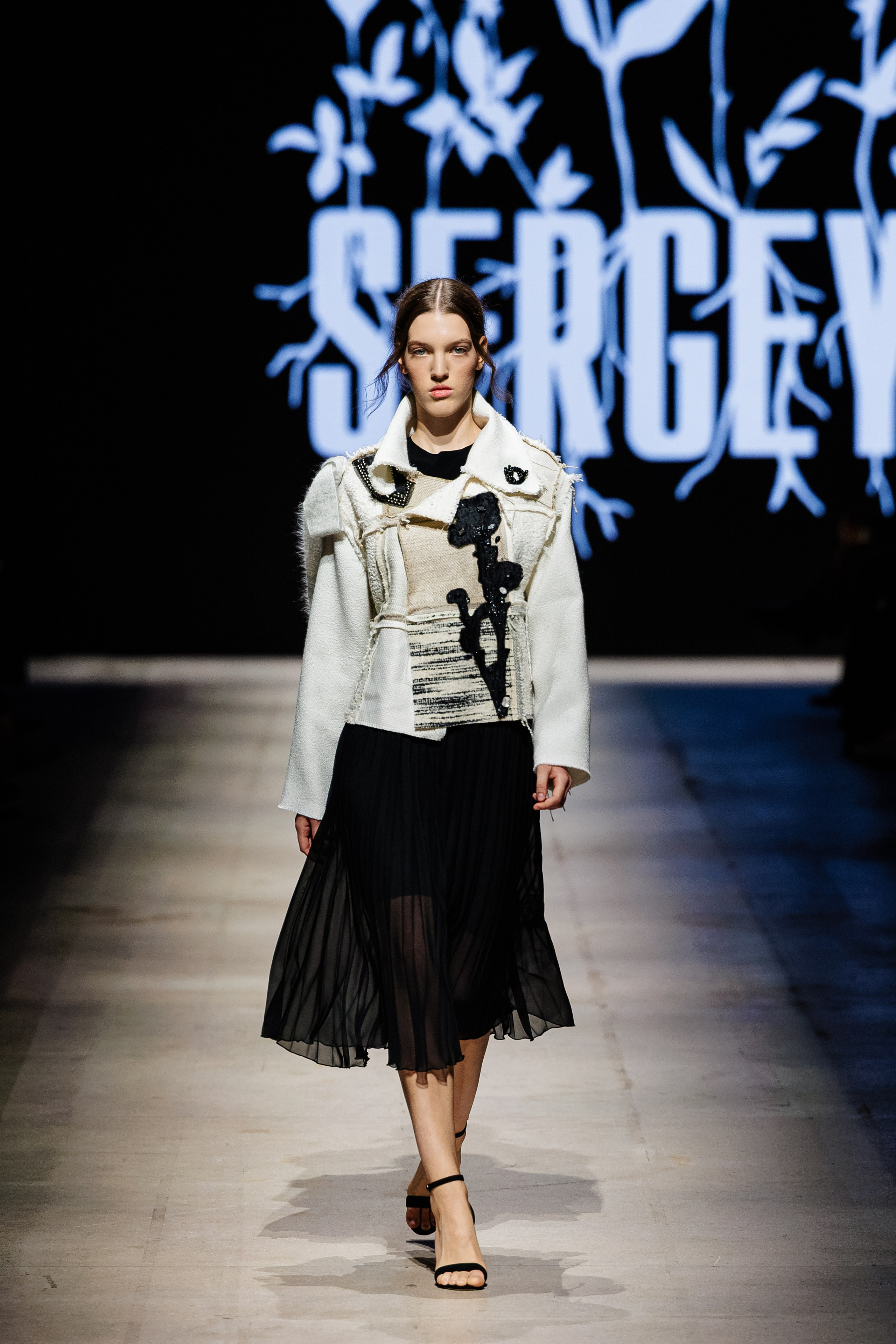 Подиумный фотограф Москва Санкт-Петербург Fashion показы