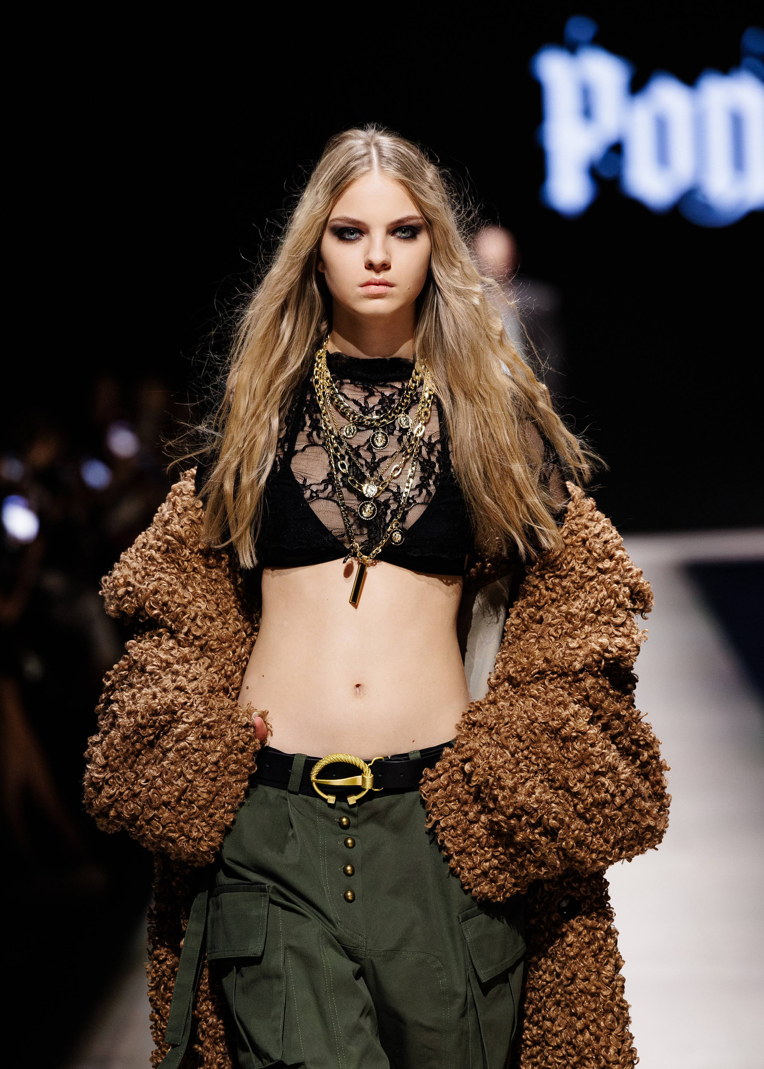 Подиумный фотограф Москва Санкт-Петербург Fashion показы
