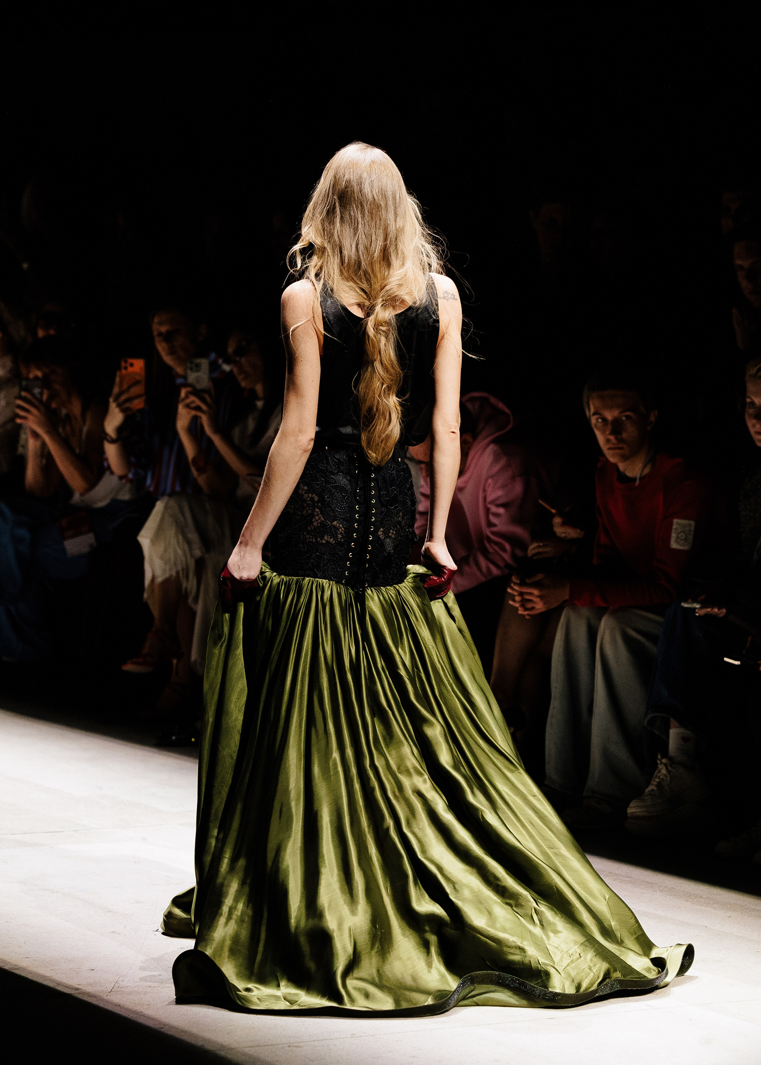 Подиумный фотограф Москва Санкт-Петербург Fashion показы