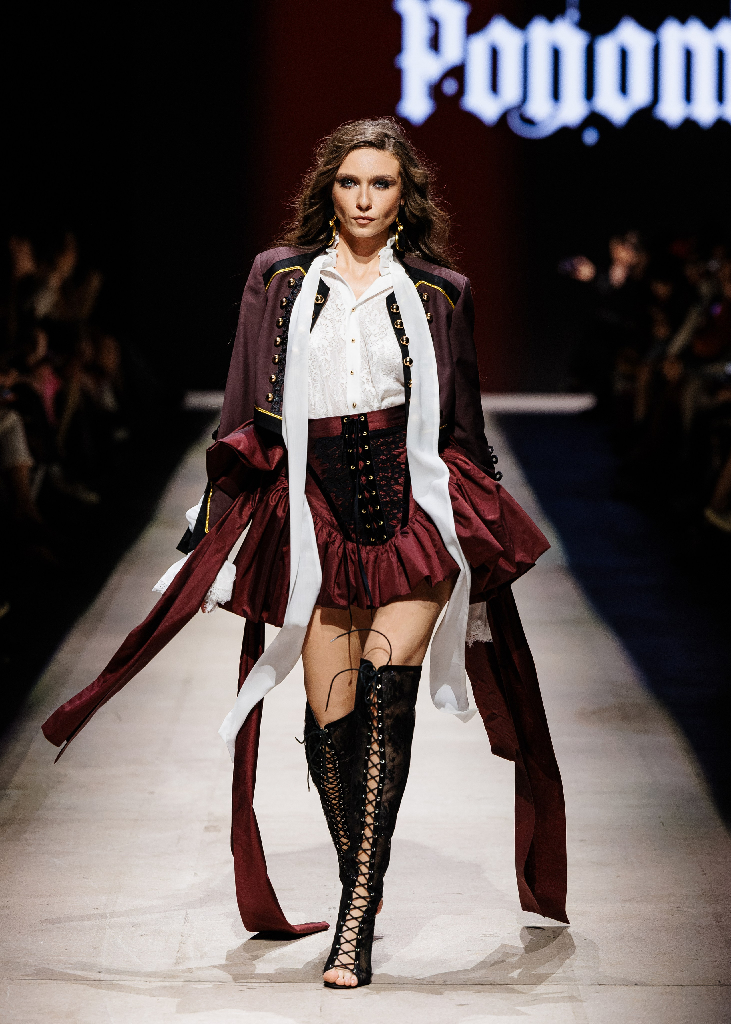 Подиумный фотограф Москва Санкт-Петербург Fashion показы