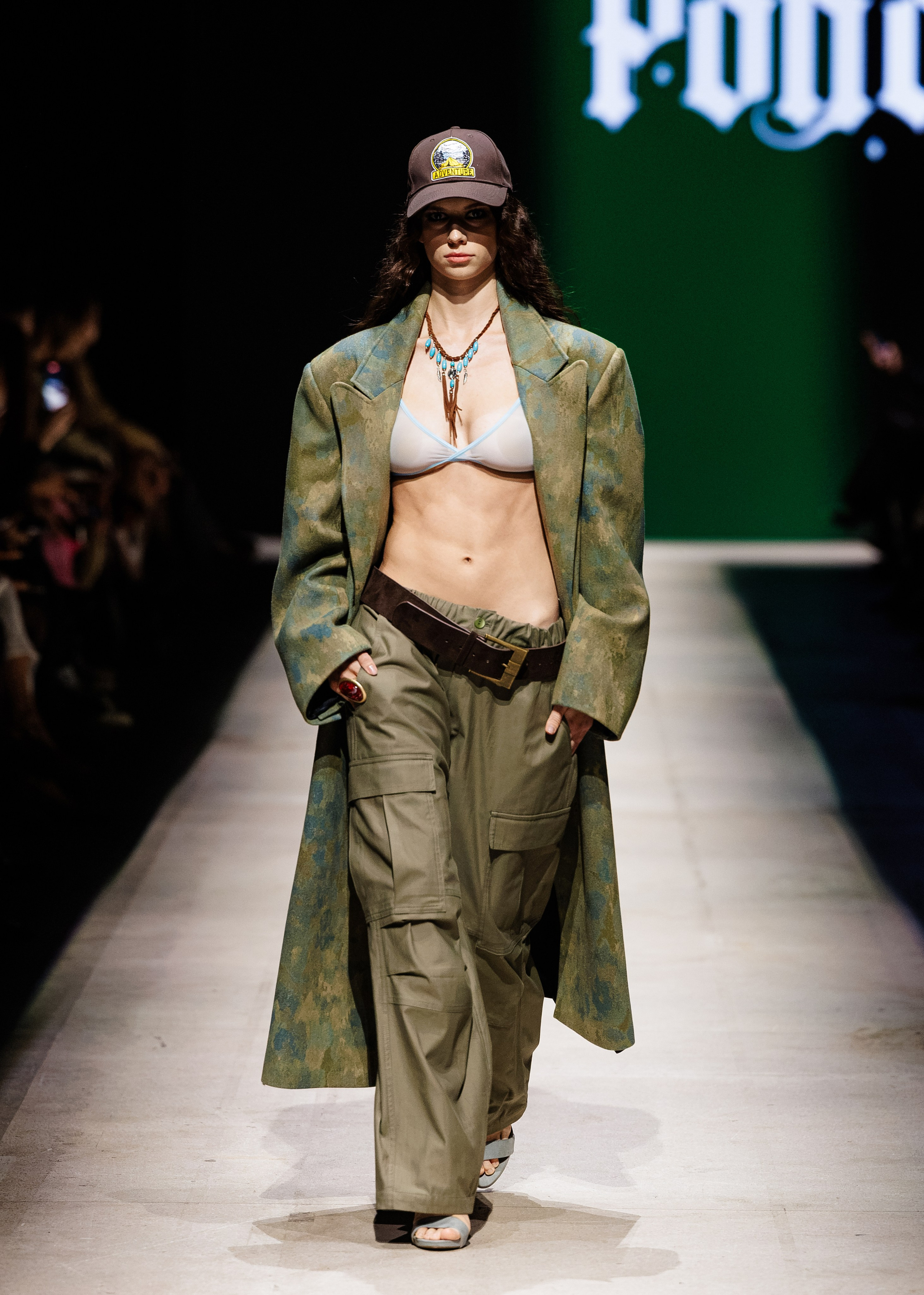 Подиумный фотограф Москва Санкт-Петербург Fashion показы