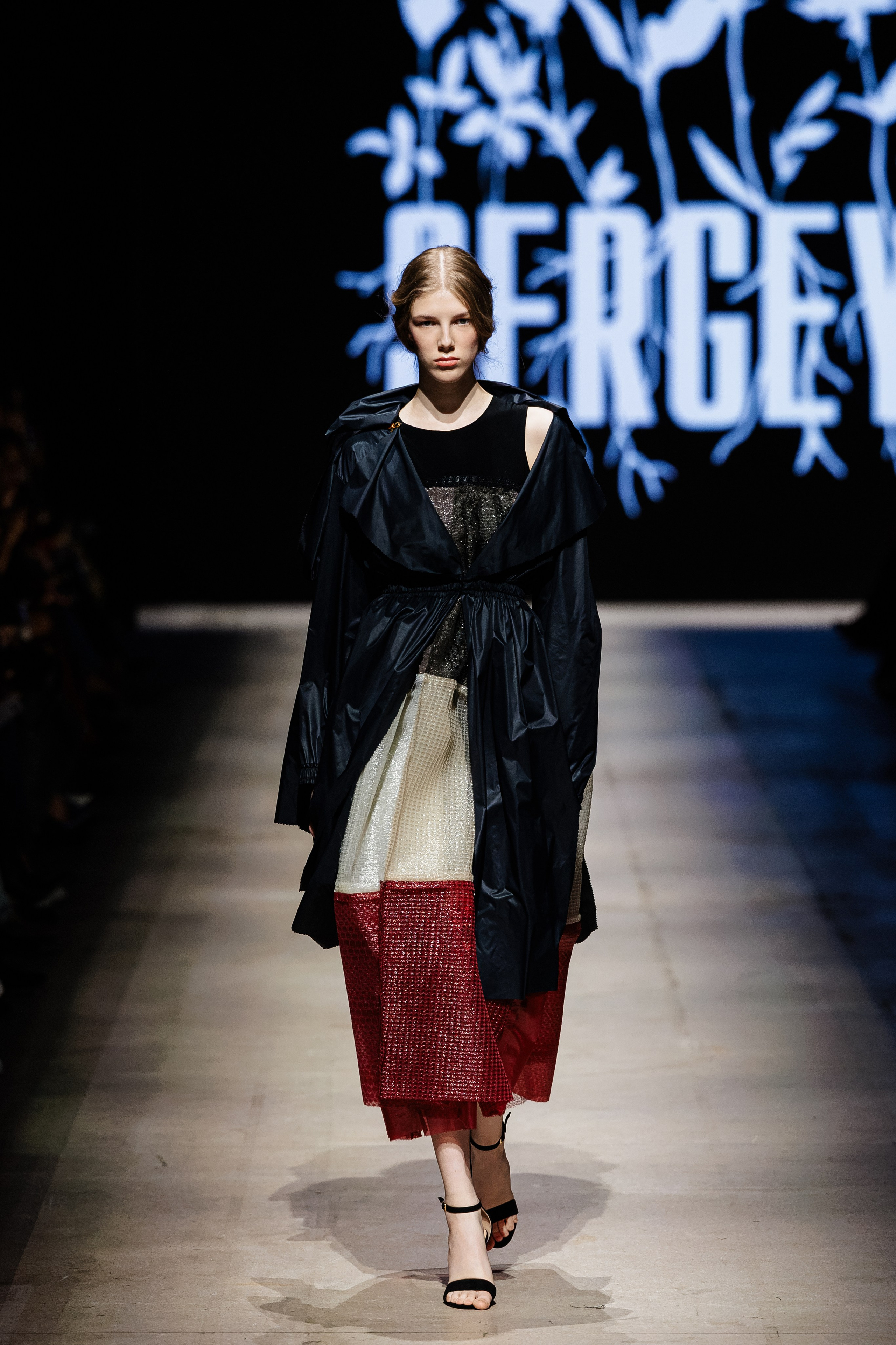 Подиумный фотограф Москва Санкт-Петербург Fashion показы