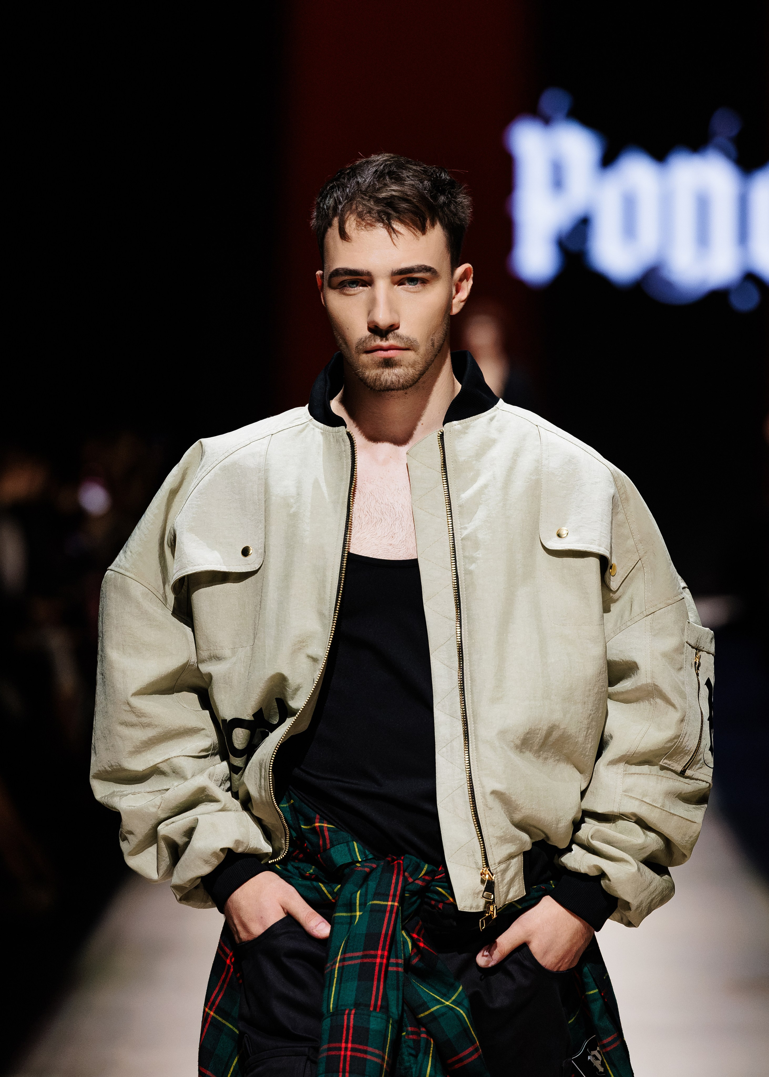 Подиумный фотограф Москва Санкт-Петербург Fashion показы