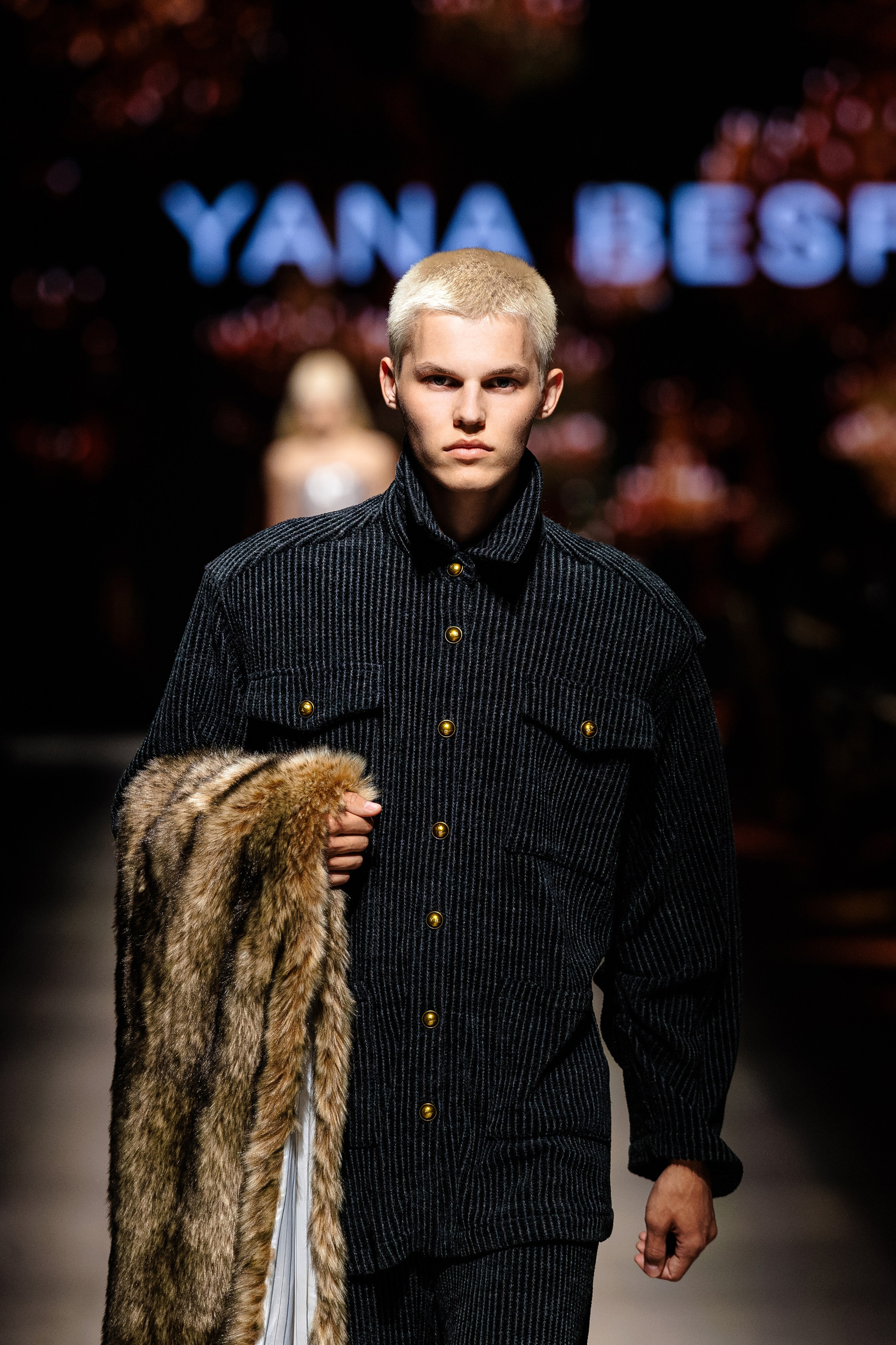 Подиумный фотограф Москва Санкт-Петербург Fashion показы