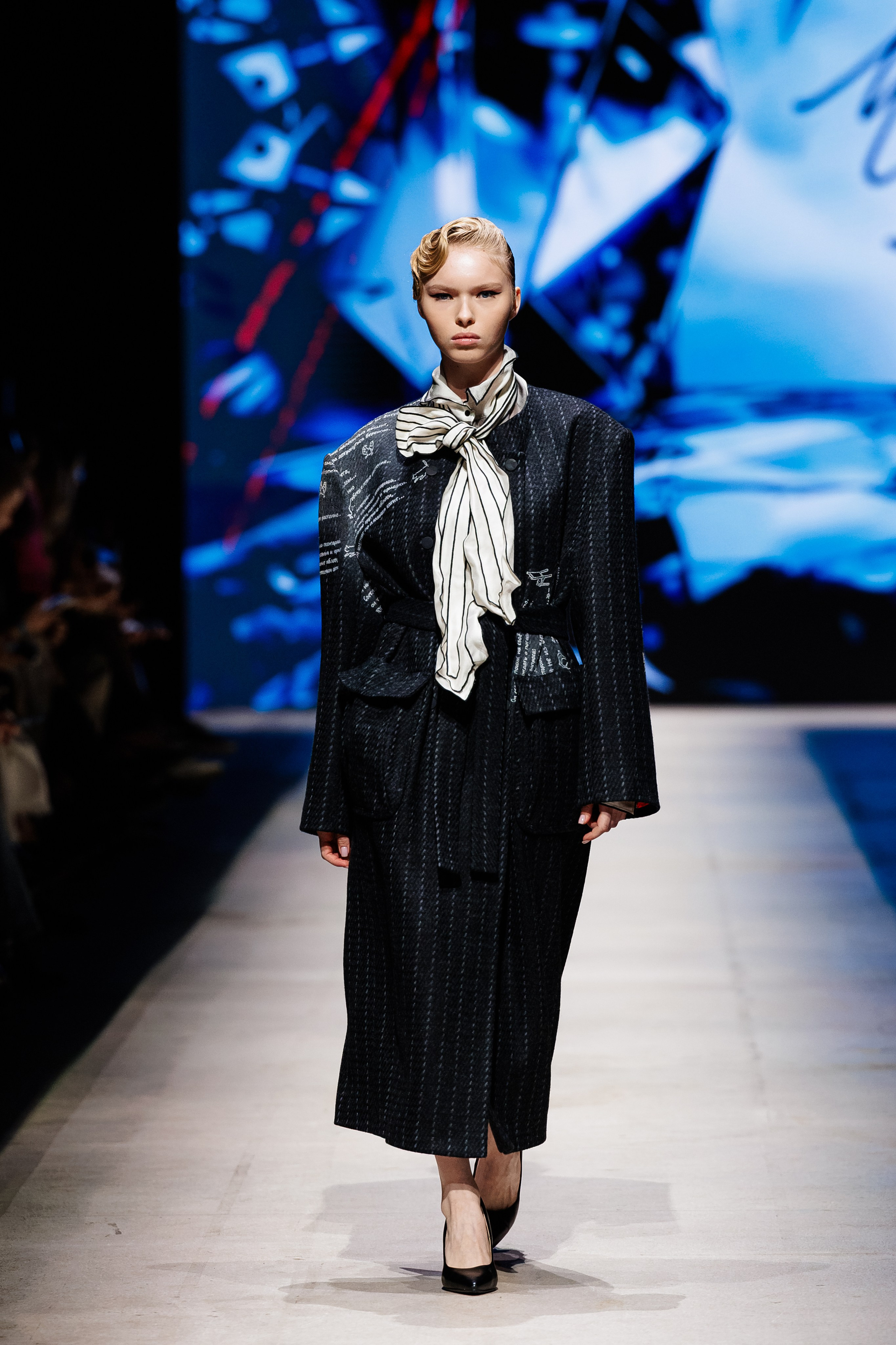 Подиумный фотограф Москва Санкт-Петербург Fashion показы