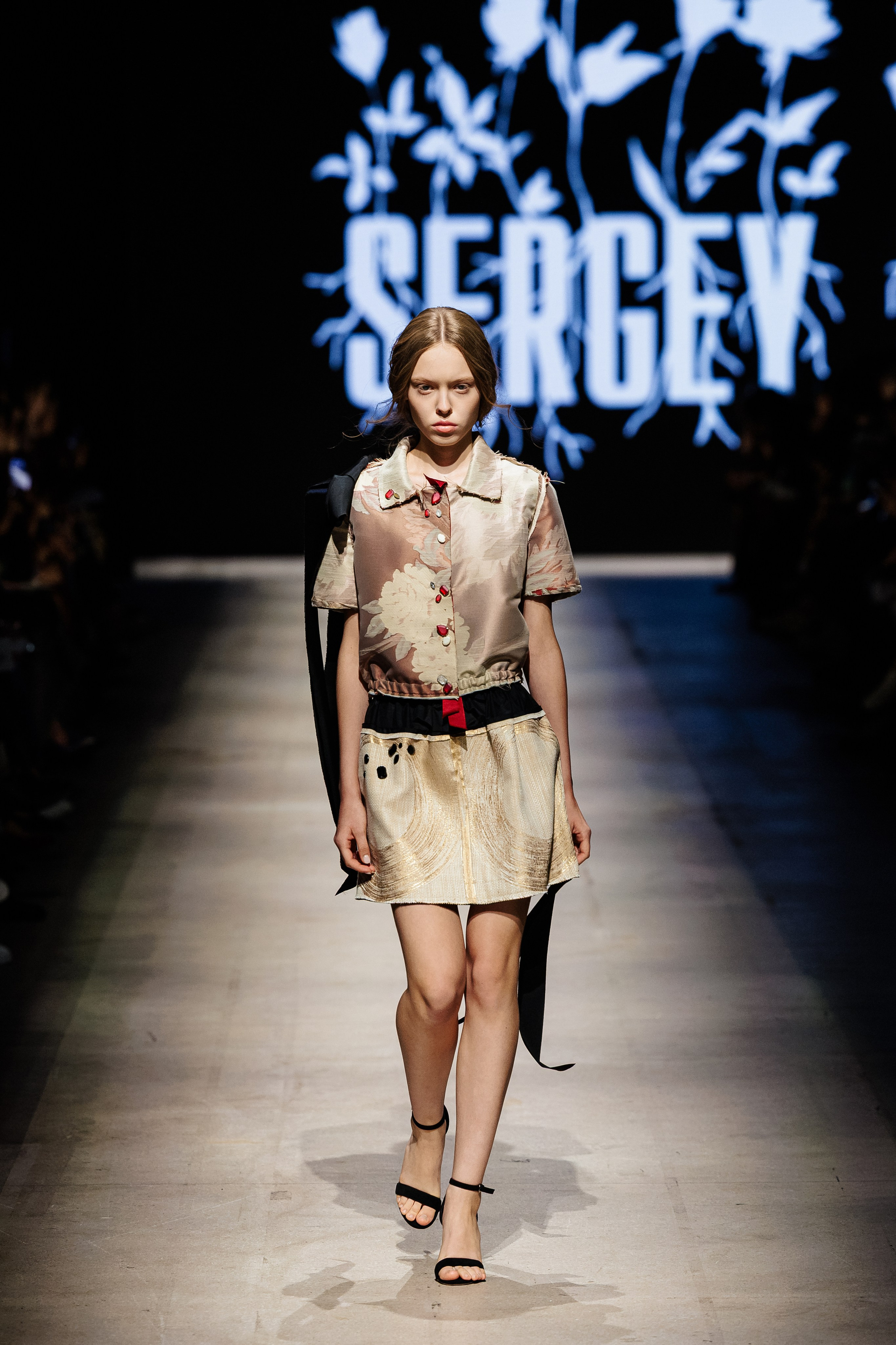 Подиумный фотограф Москва Санкт-Петербург Fashion показы
